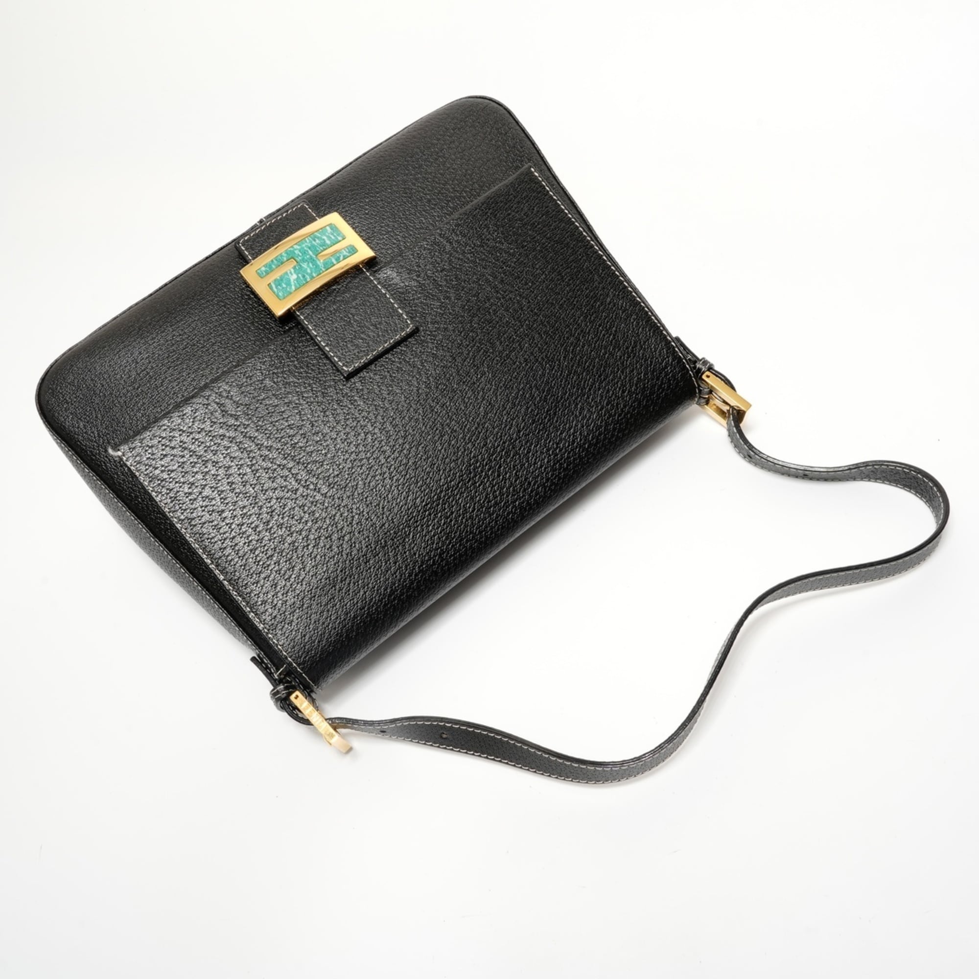 Fendi Black Leather Shoulder Bag (Pre-Owned)