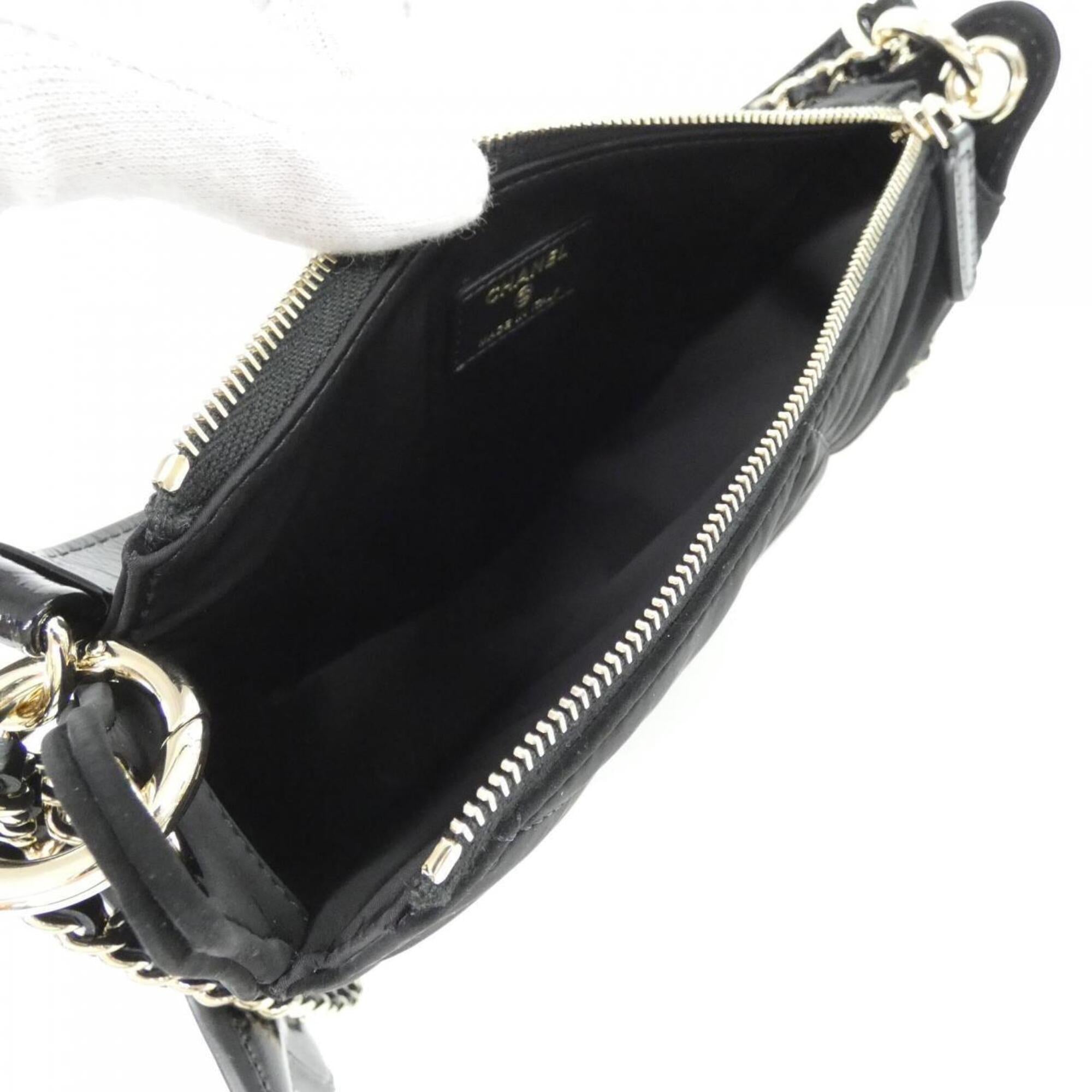 Chanel Black Handbag Shoulder Bag (Pre-Owned)