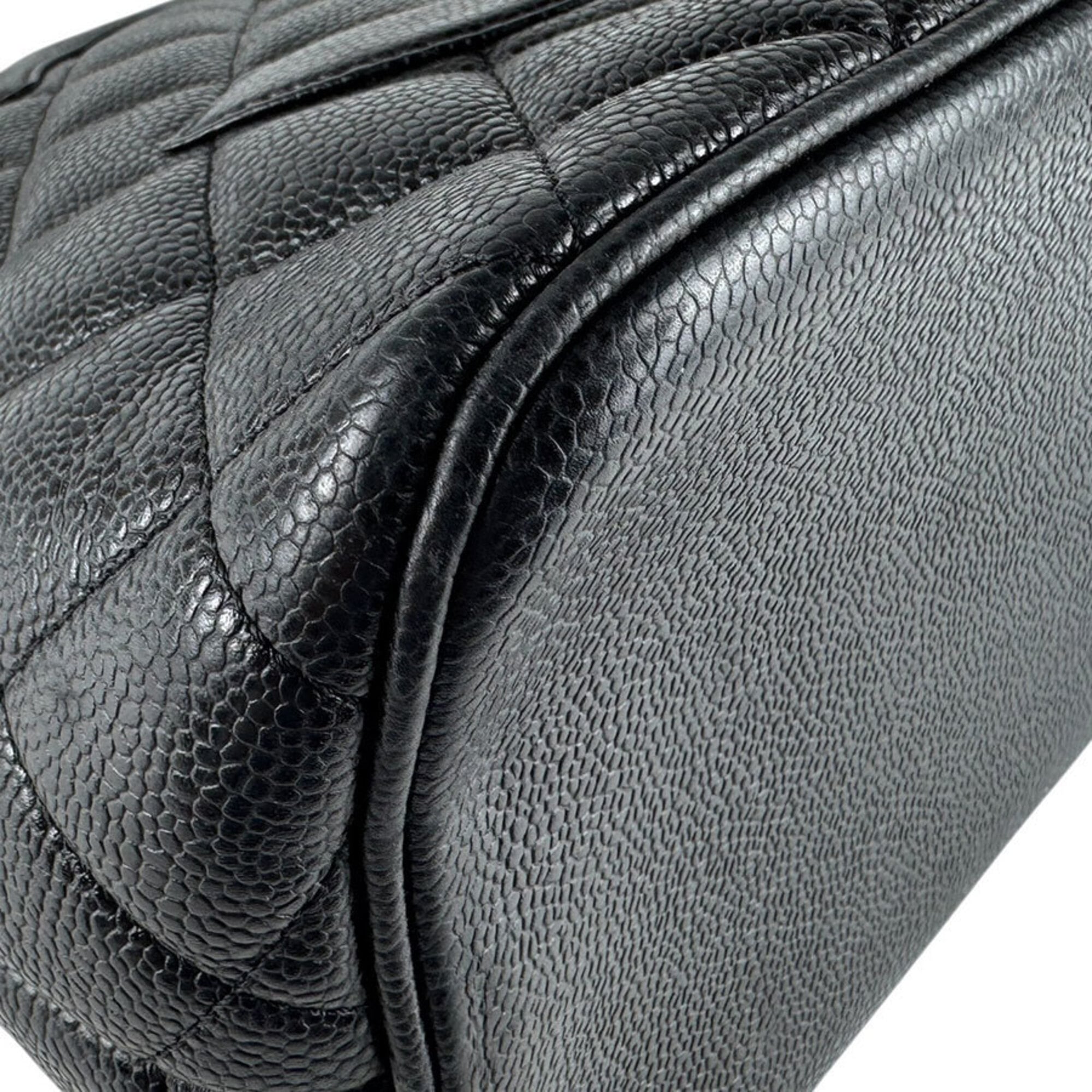 Chanel Black Grained Calfskin Handbag (Pre-Owned)