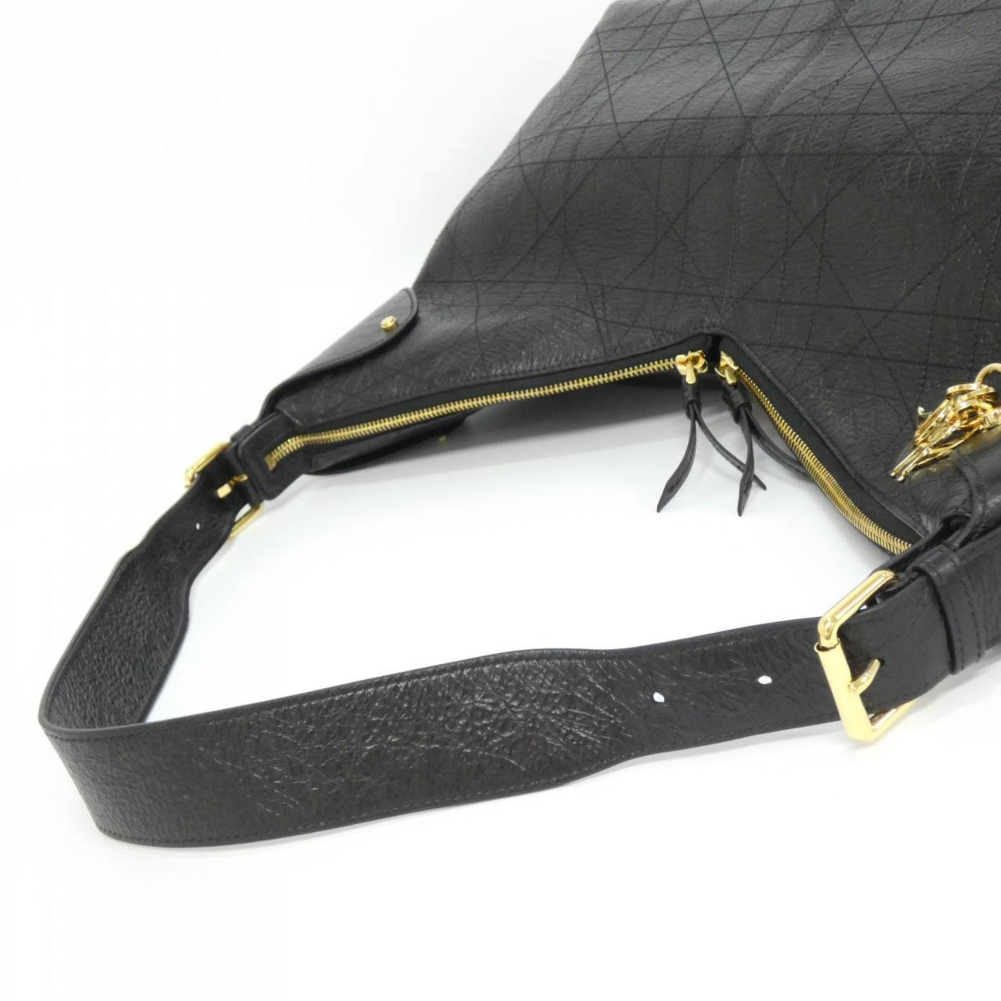 Christian Dior Black Leather Shoulder Bag (Pre-Owned)