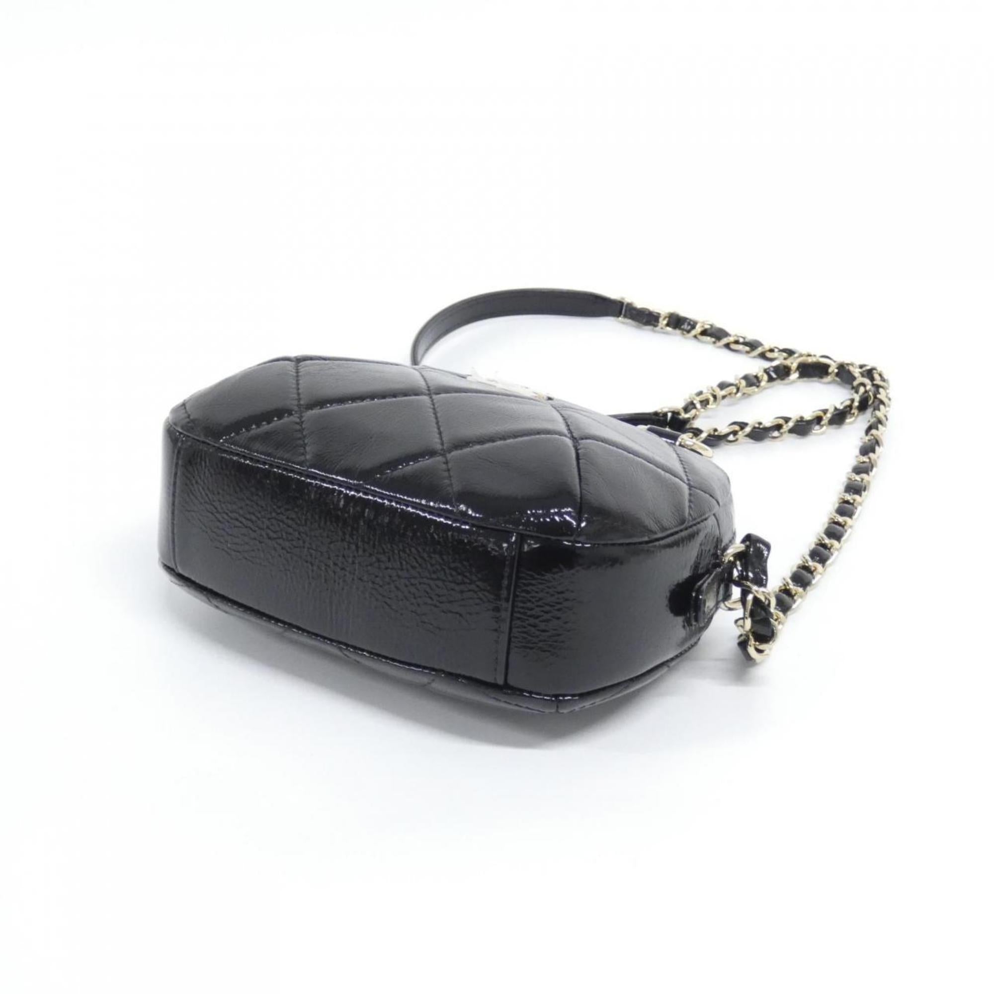 Chanel Black Leather Handbag (Pre-Owned)