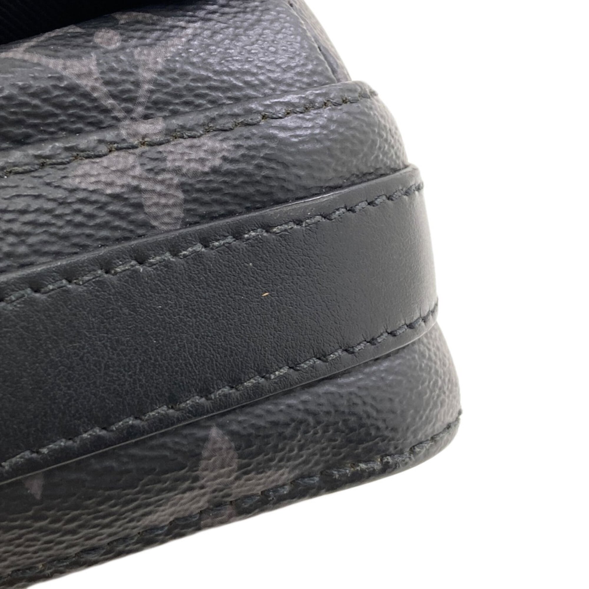 Louis Vuitton Black Monogram Eclipse Shoulder Bag (Pre-Owned)