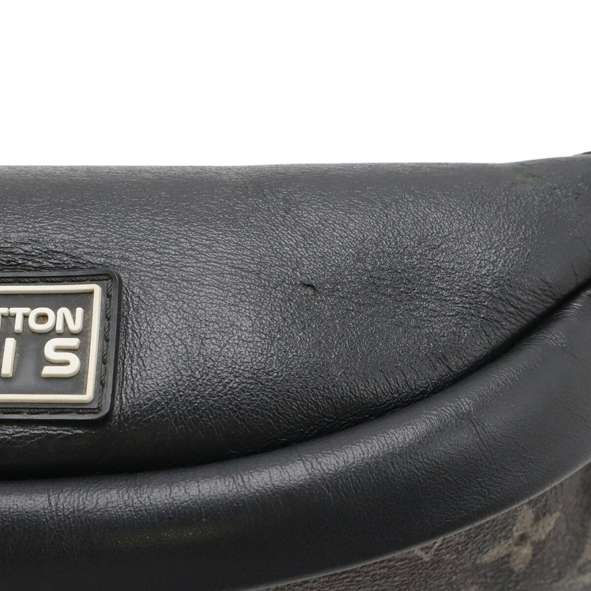 Louis Vuitton Black Gray Multi-Color Monogram Leather Pouch (Pre-Owned)