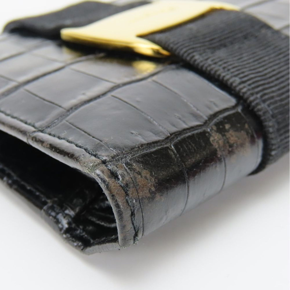 Salvatore Ferragamo Vara Black Leather Wallet (Bi-Fold) (Pre-Owned)