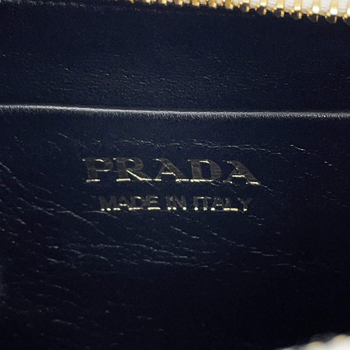 Prada White Leather Handbag Shoulder Bag (Pre-Owned)
