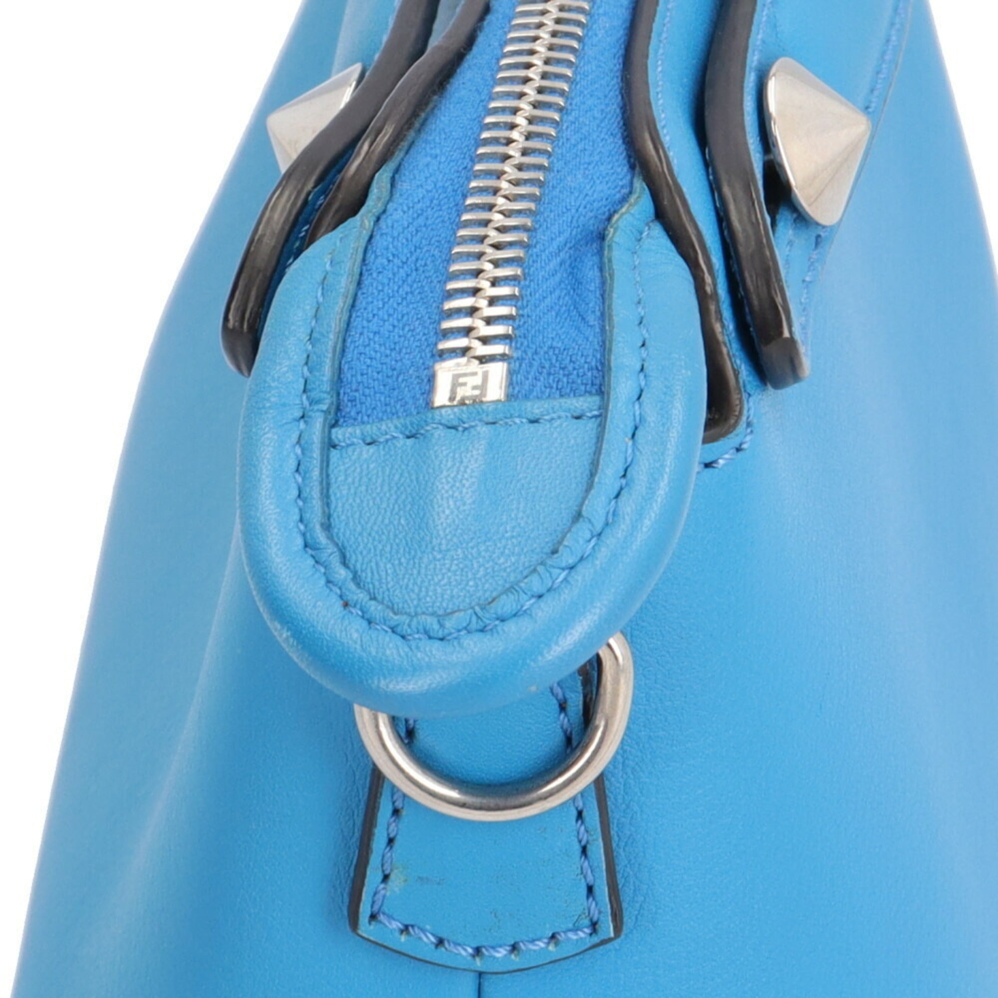 Fendi Blue Leather Shoulder Bag (Pre-Owned)