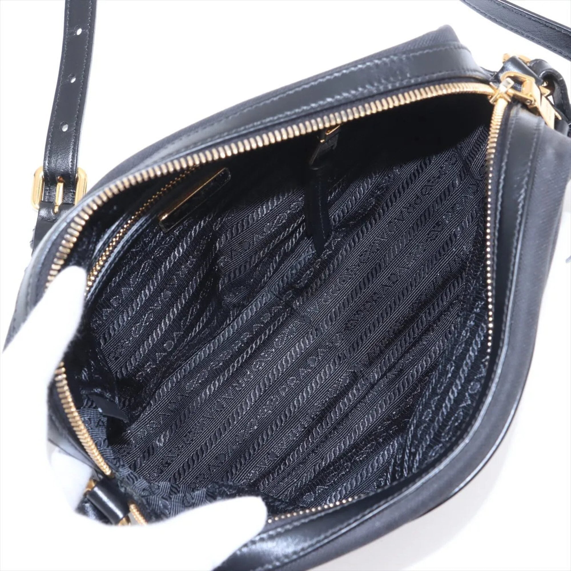Prada Black Leather Canvas Shoulder Bag (Pre-Owned)