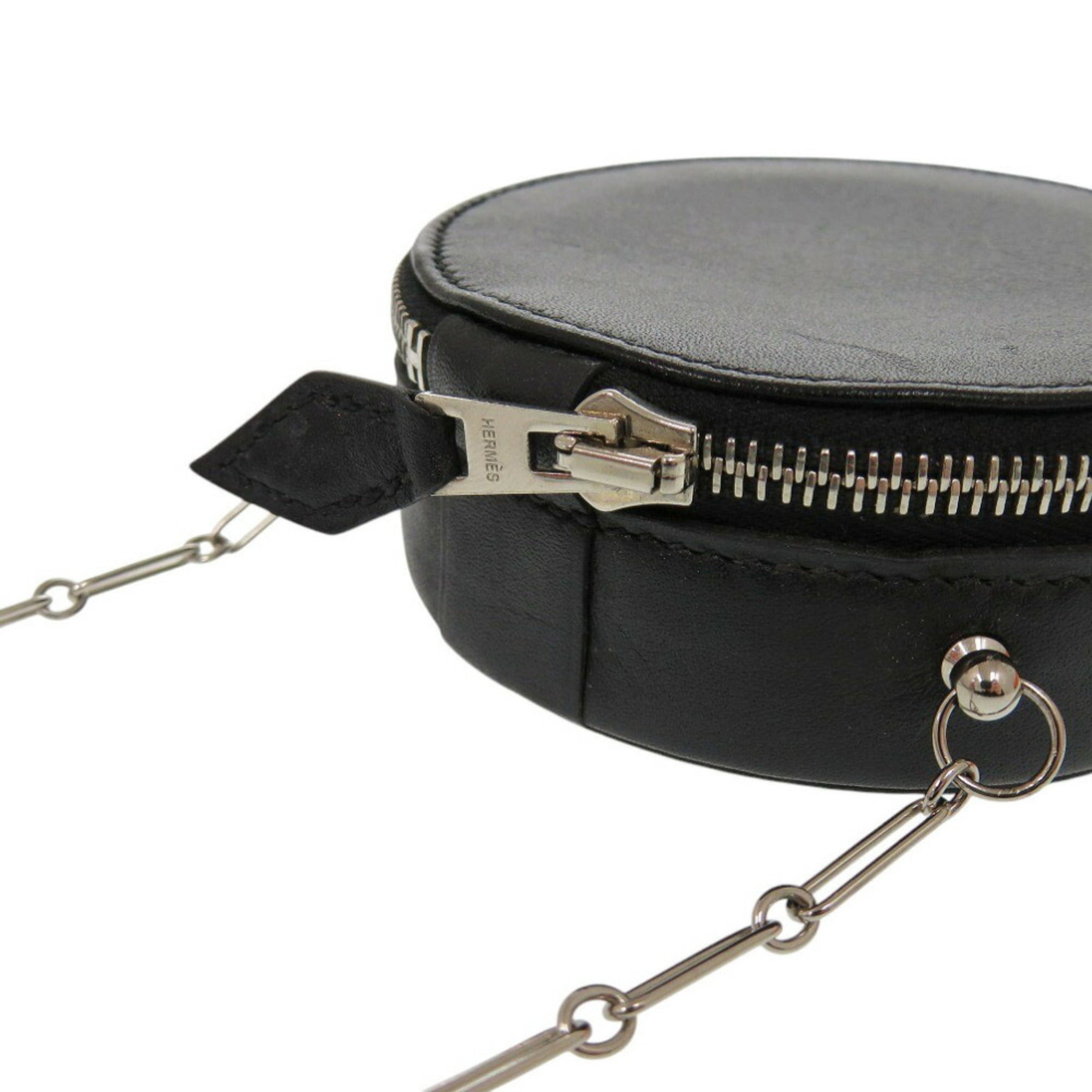 Hermes Black Leather Shoulder Bag (Pre-Owned)