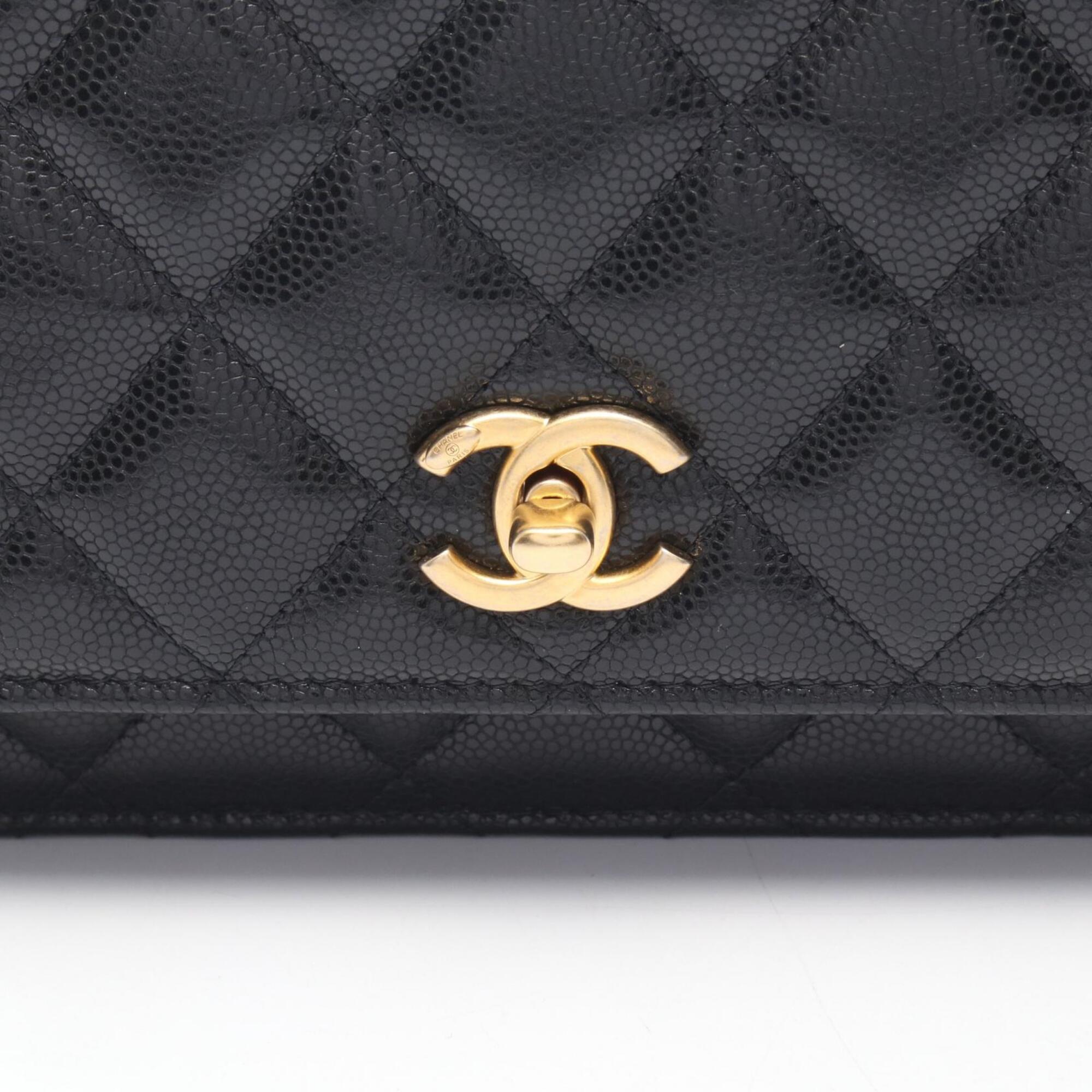 Chanel Black Grained Calfskin Handbag Shoulder Bag (Pre-Owned)