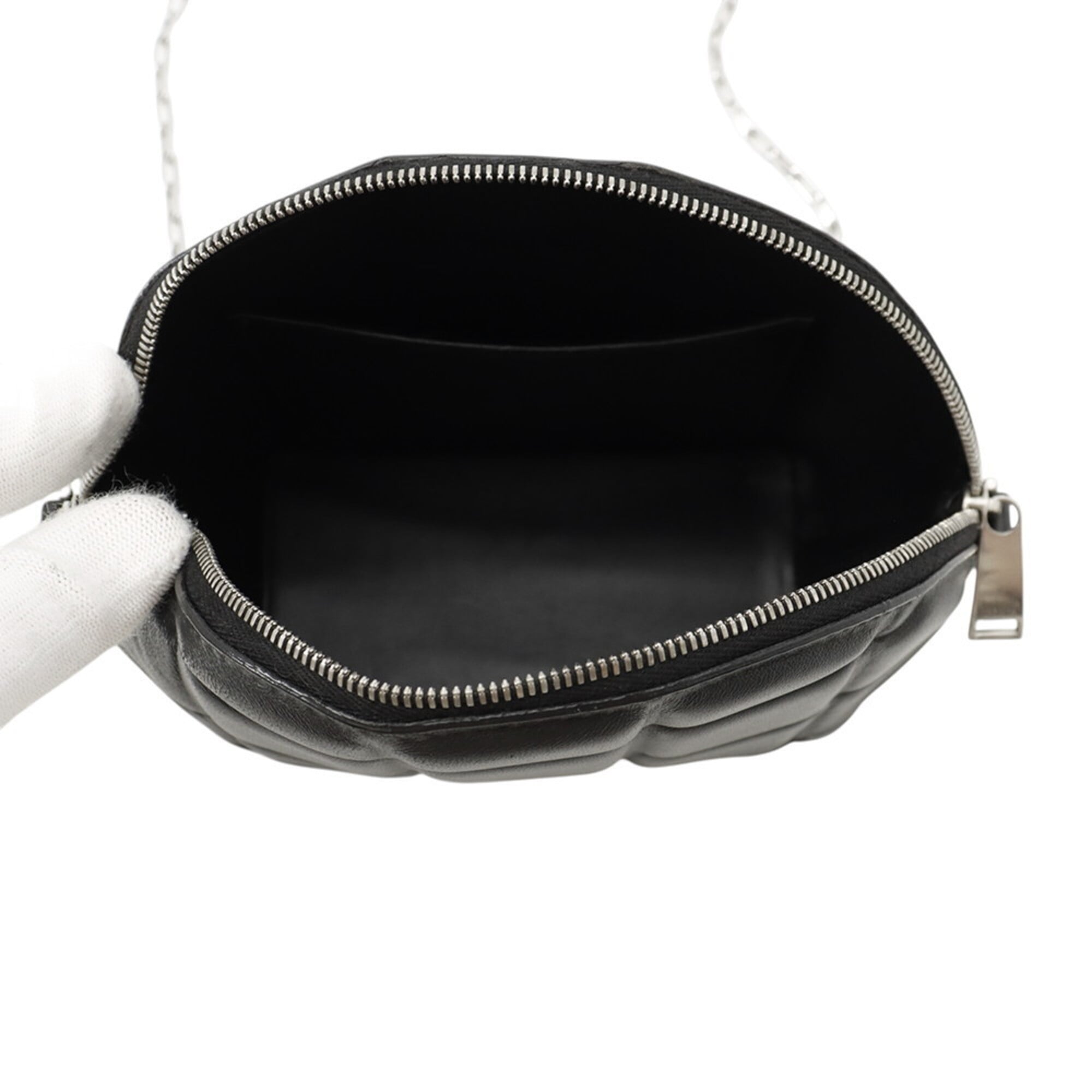 Bottega Veneta Black Leather Handbag Shoulder Bag (Pre-Owned)