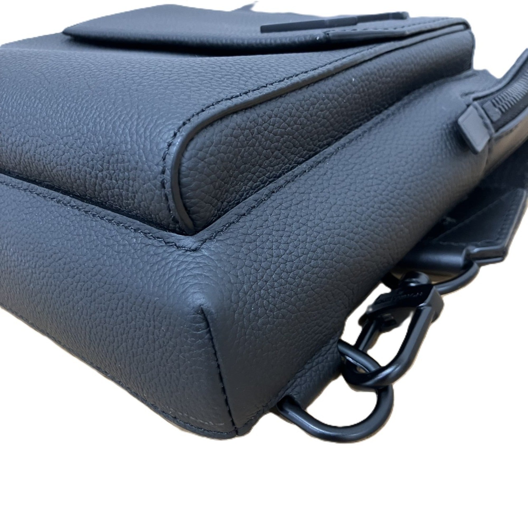 Louis Vuitton Black Leather Sling Bag (Pre-Owned)