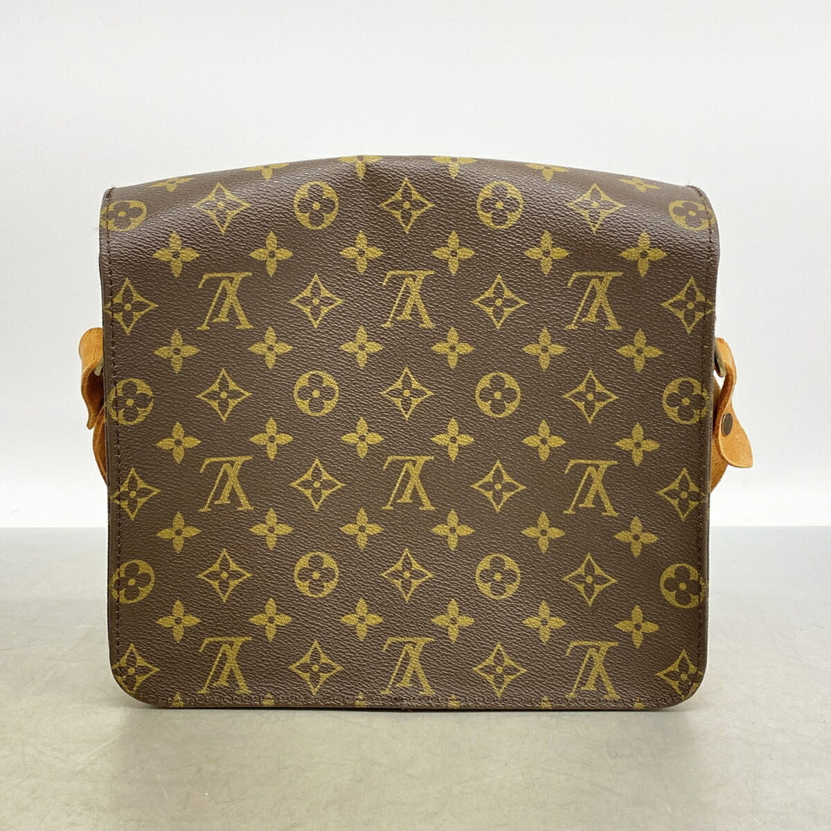 Louis Vuitton Brown Shoulder Bag (Pre-Owned)