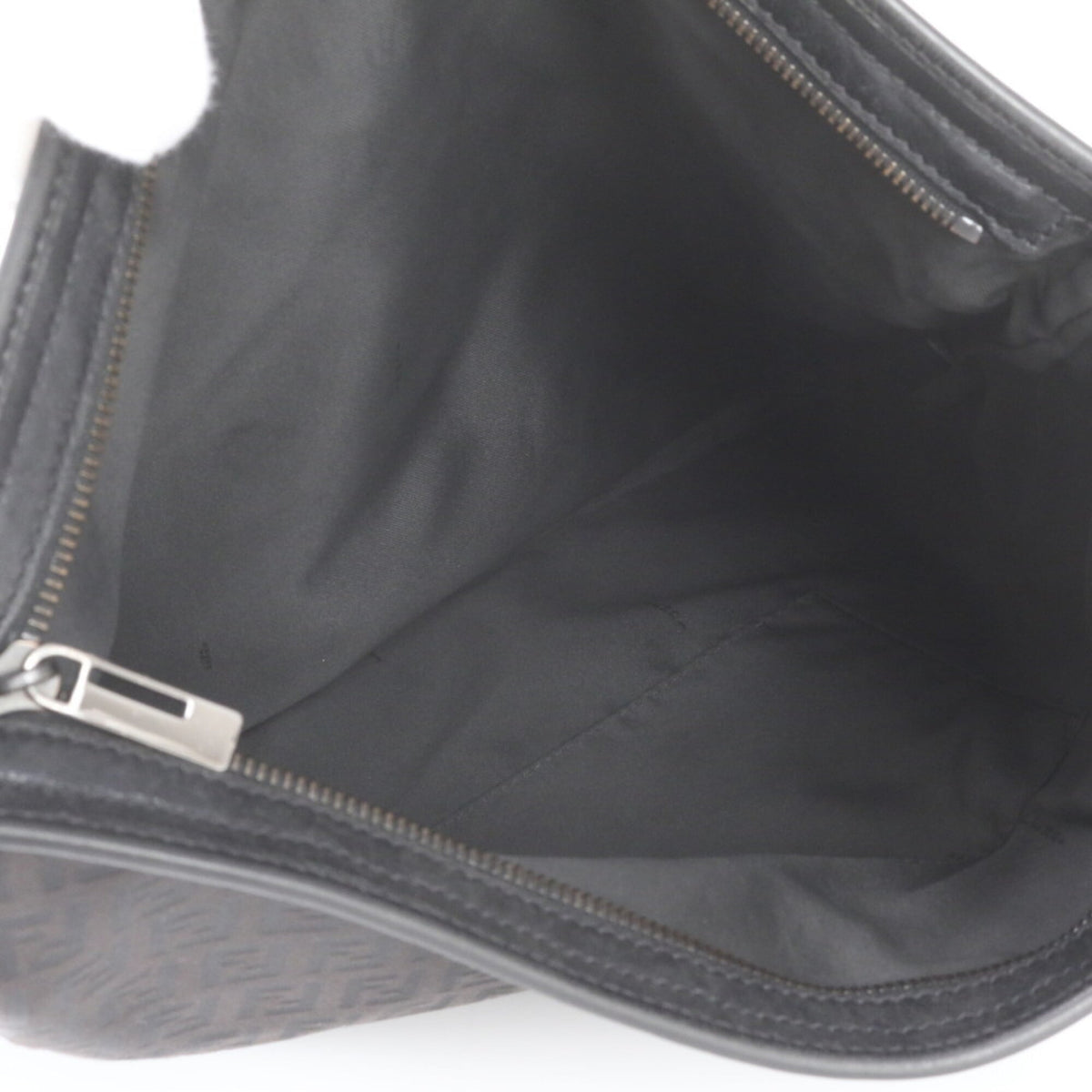 Fendi Black Leather Canvas Messenger Bag Shoulder Bag Tote Bag (Pre-Owned)