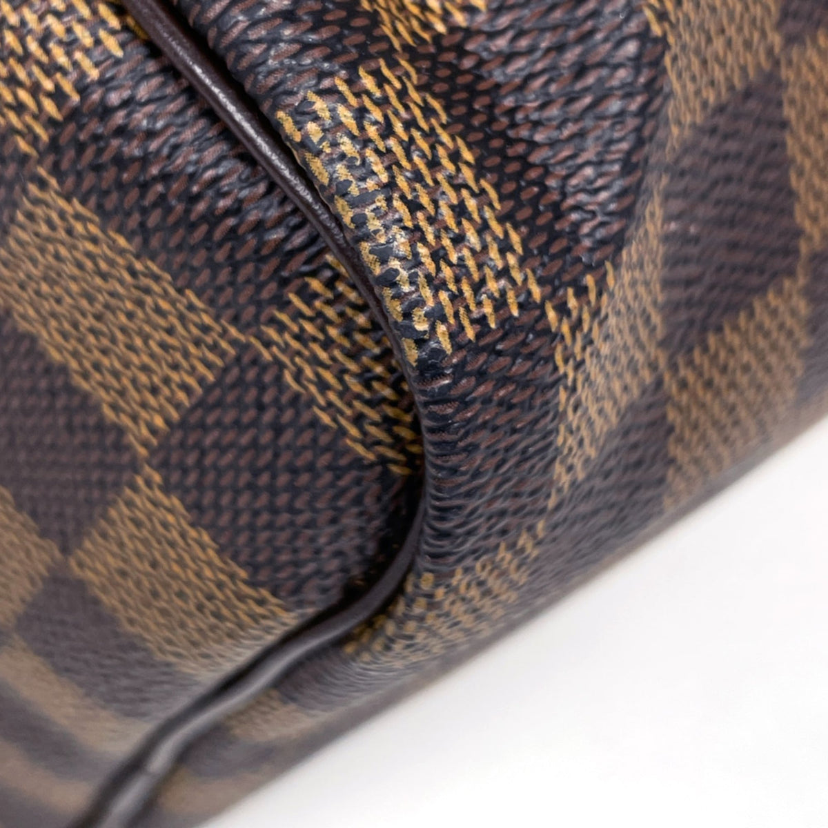 Louis Vuitton Brown Damier Canvas Handbag (Pre-Owned)