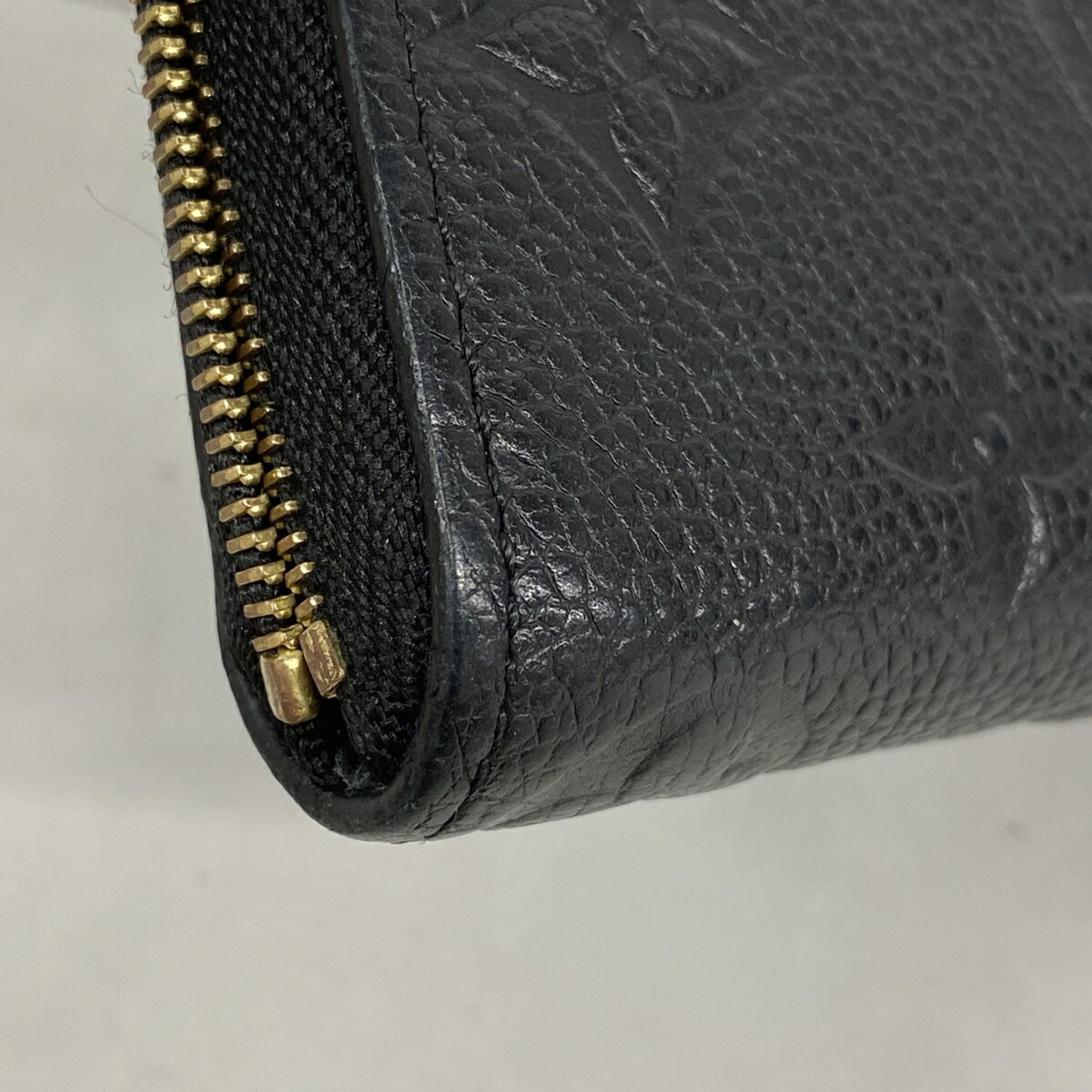 Louis Vuitton Noir Coin Purse/Coin Case (Pre-Owned)