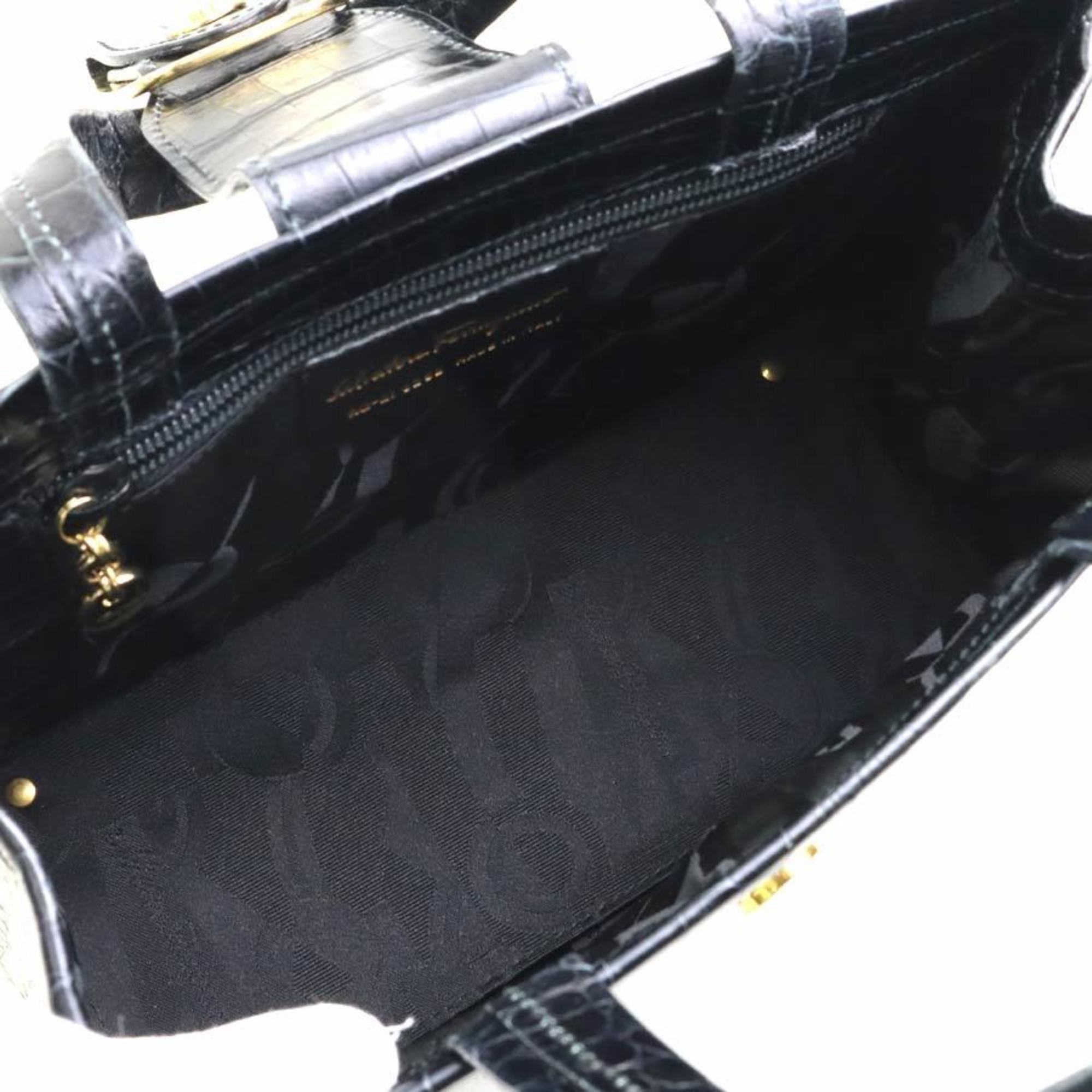 Salvatore Ferragamo Black Leather Handbag Shoulder Bag (Pre-Owned)