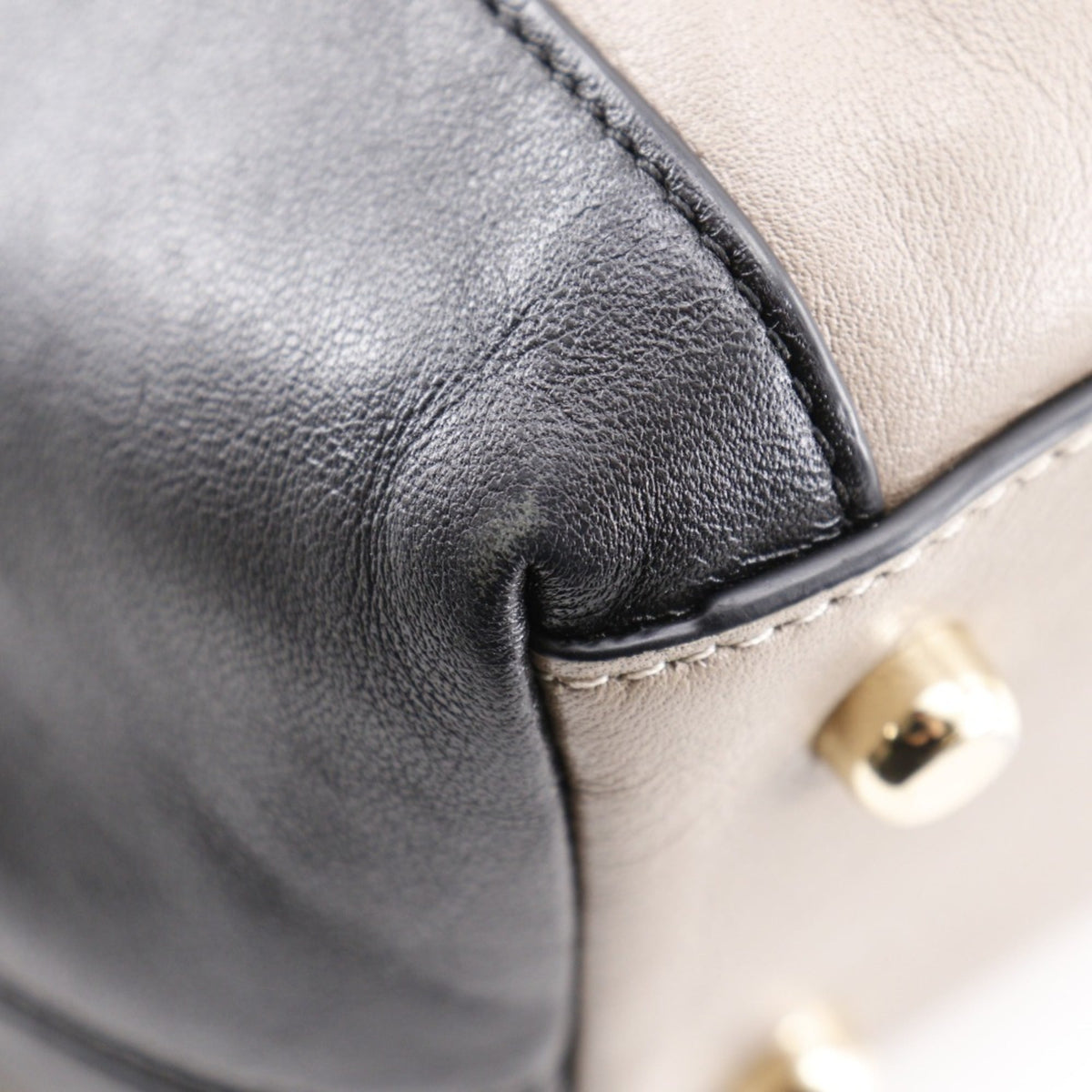 Coach Beige Black Leather Tote Bag (Pre-Owned)