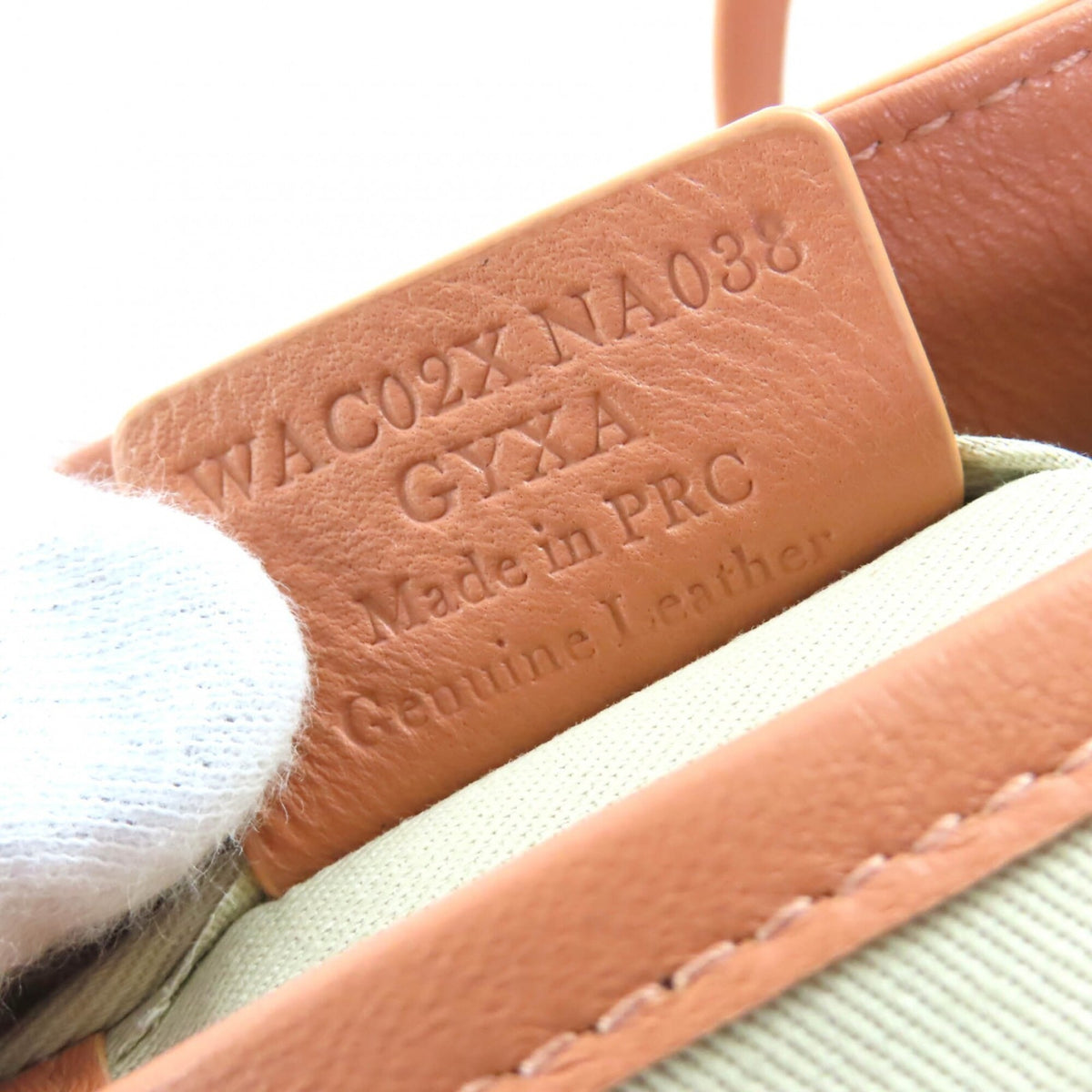 Bally Pink Leather Shoulder Bag (Pre-Owned)