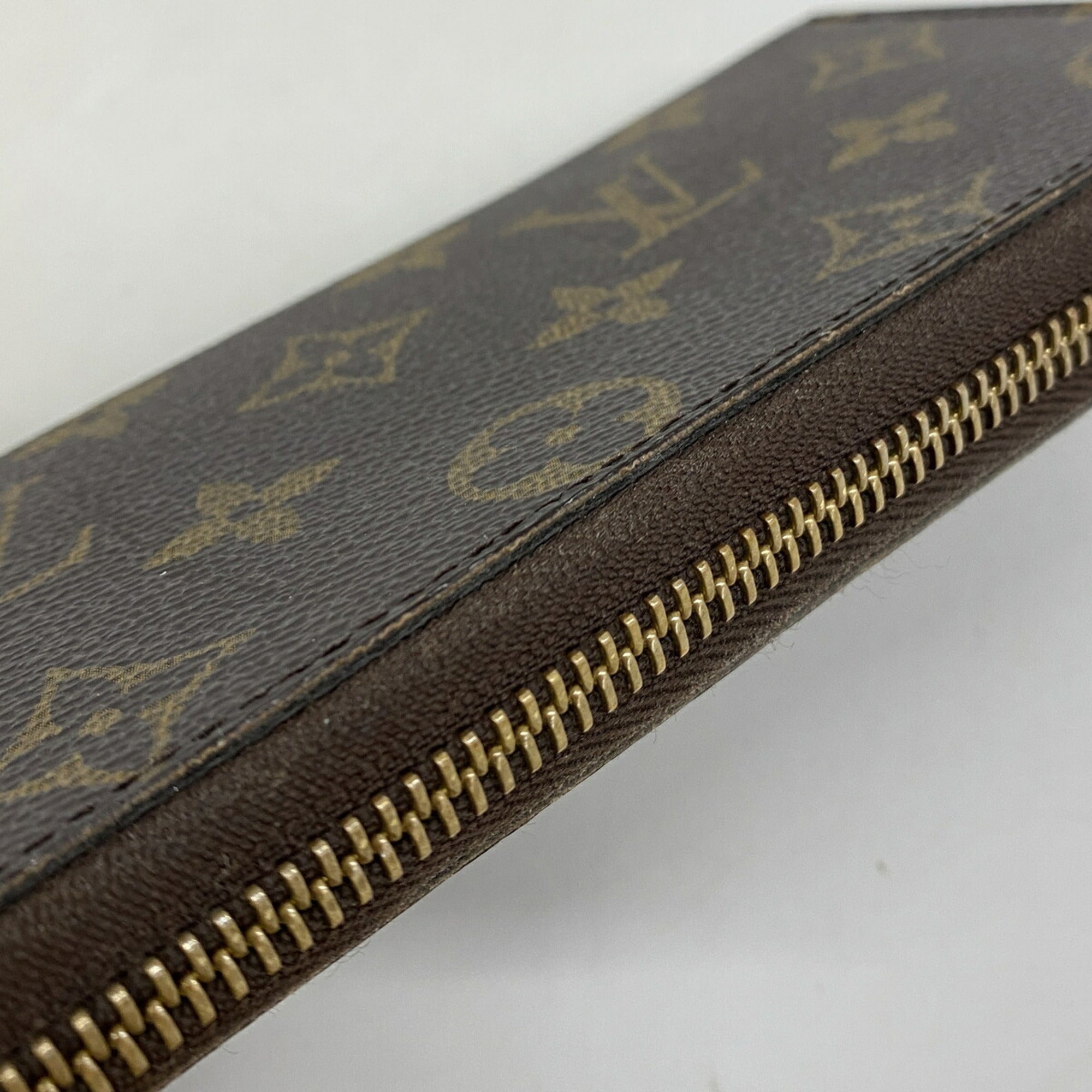 Louis Vuitton Fuchsia Long Wallet (Bi-Fold) (Pre-Owned)