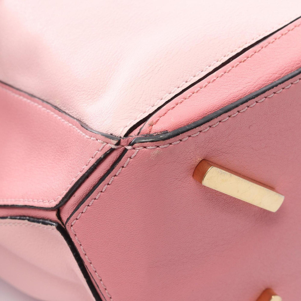 Loewe Pink Leather Handbag (Pre-Owned)