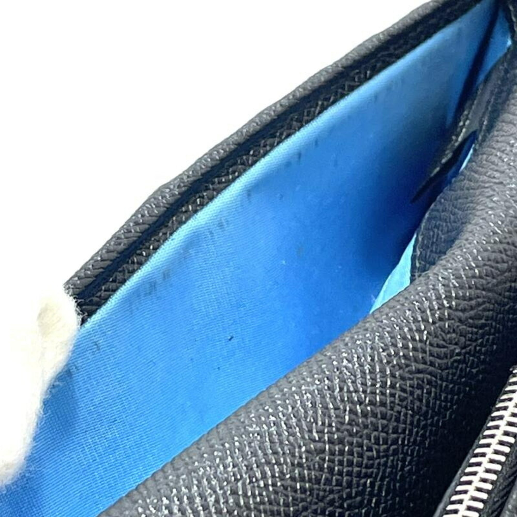 Bvlgari Black Long Wallet (Bi-Fold) (Pre-Owned)