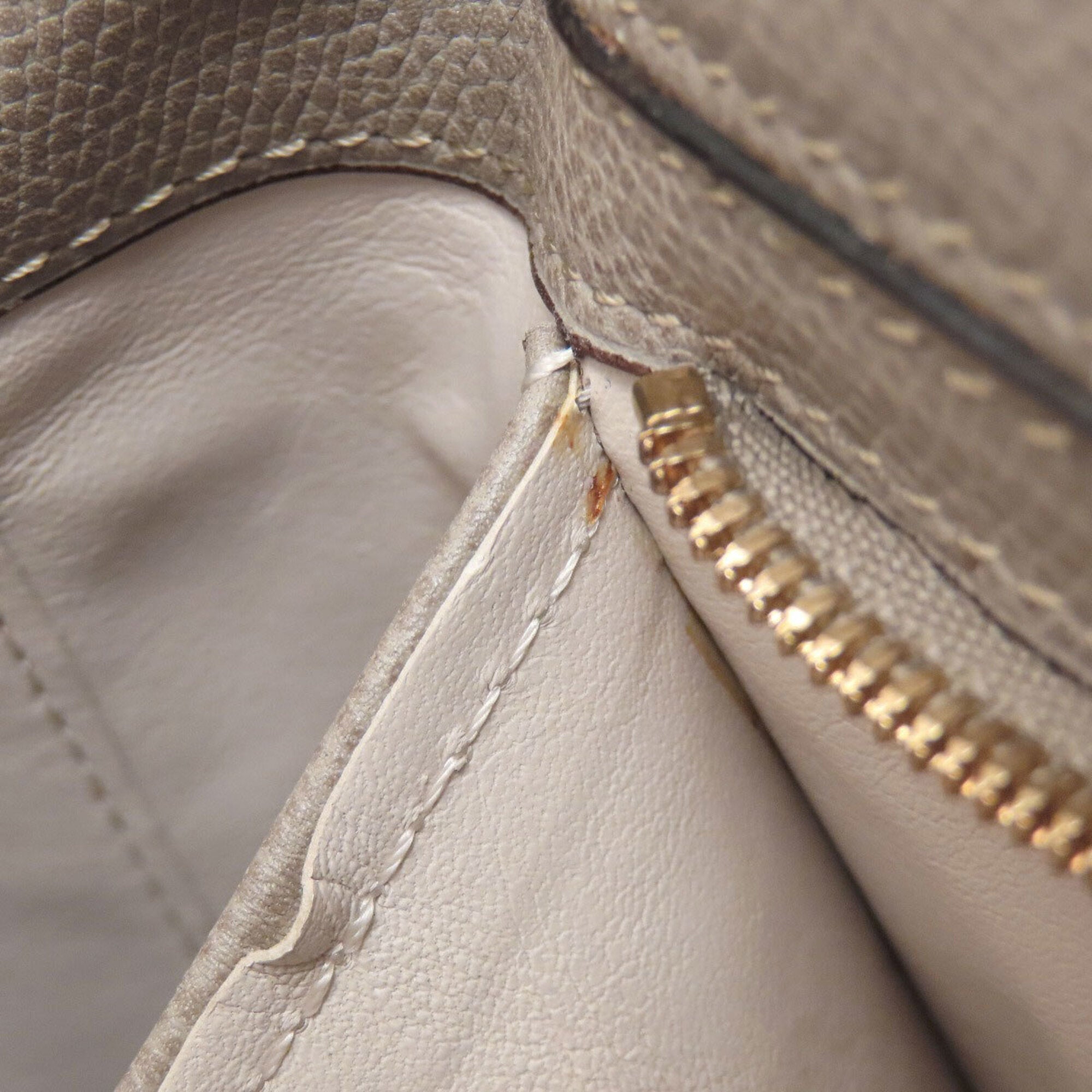 Valextra Beige Leather Handbag (Pre-Owned)
