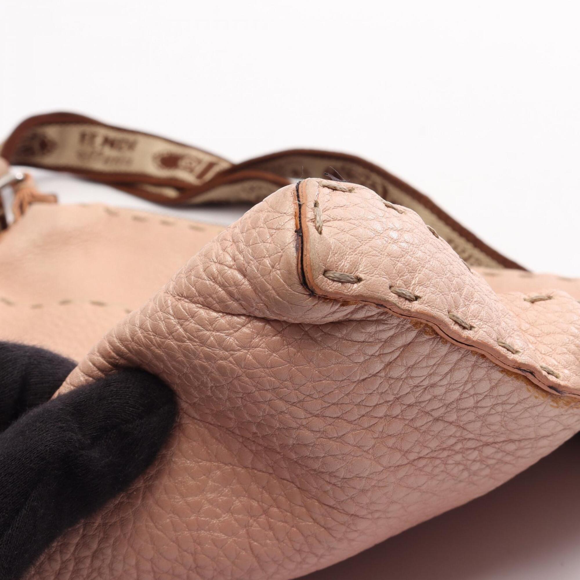 Fendi Pink Leather Handbag Shoulder Bag (Pre-Owned)