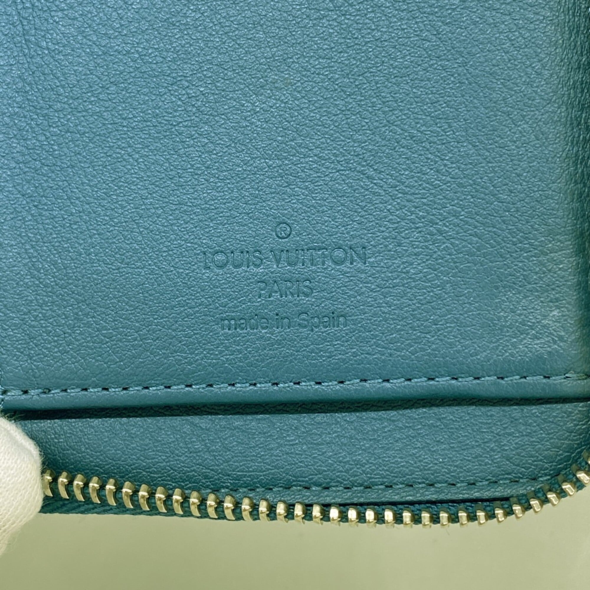 Louis Vuitton Blue Long Wallet (Bi-Fold) (Pre-Owned)
