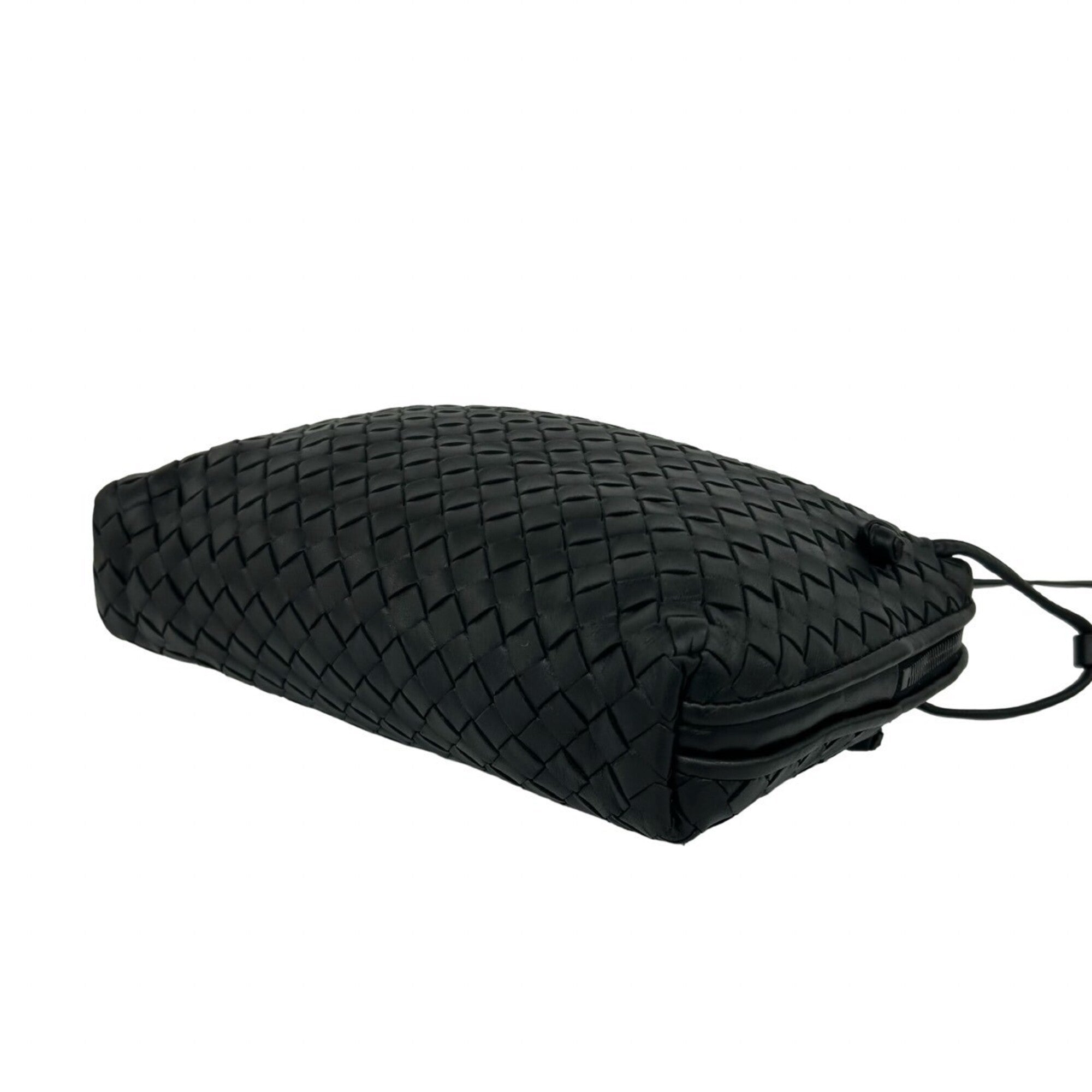 Bottega Veneta Black Leather Pochette Shoulder Bag (Pre-Owned)