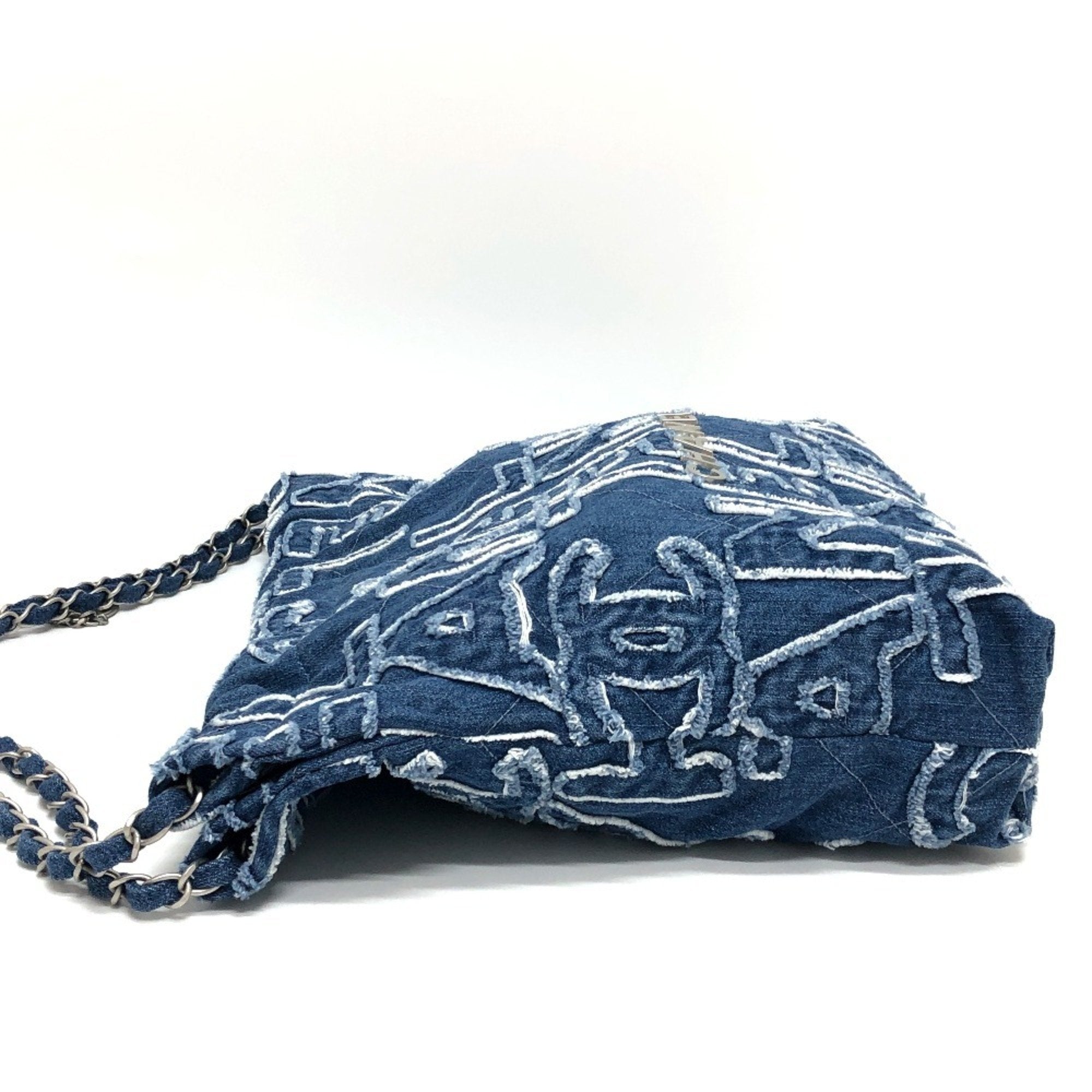 Chanel Blue Denim Shoulder Bag (Pre-Owned)