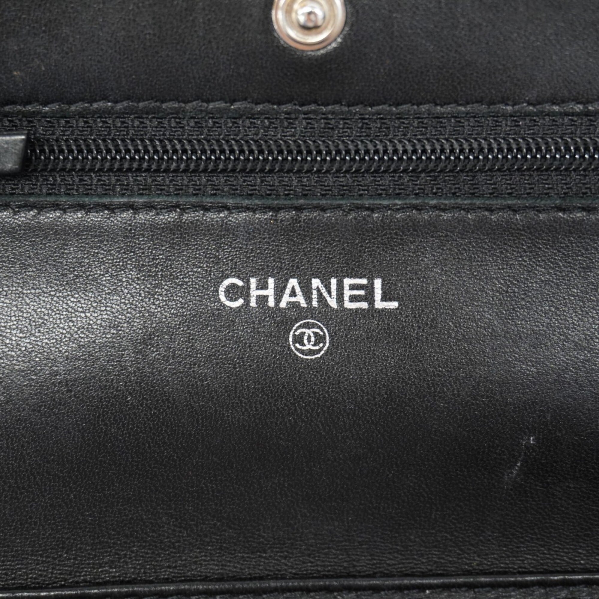 Chanel Black Leather Chain/Shoulder Wallet (Pre-Owned)