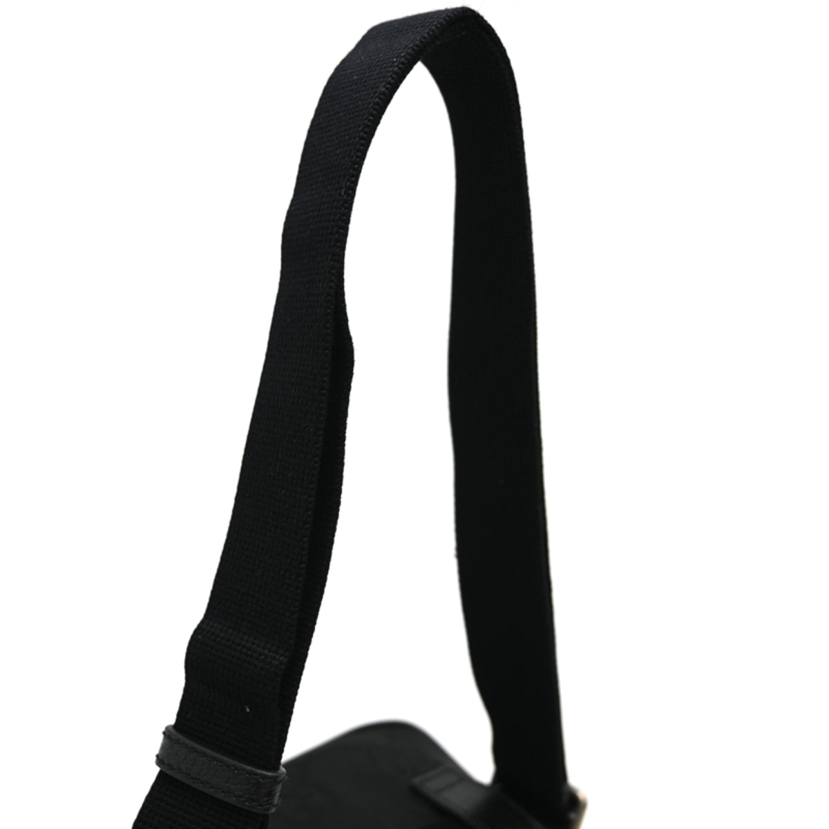 Gucci Black Nylon Sling Bag (Pre-Owned)