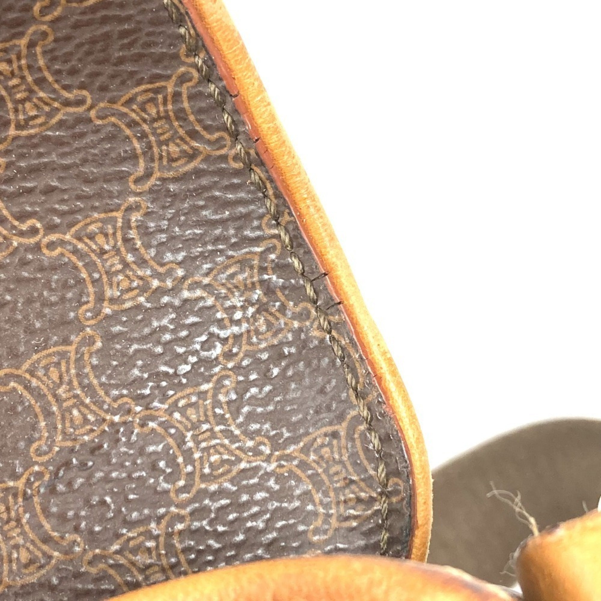 Celine Brown Leather Shoulder Bag (Pre-Owned)
