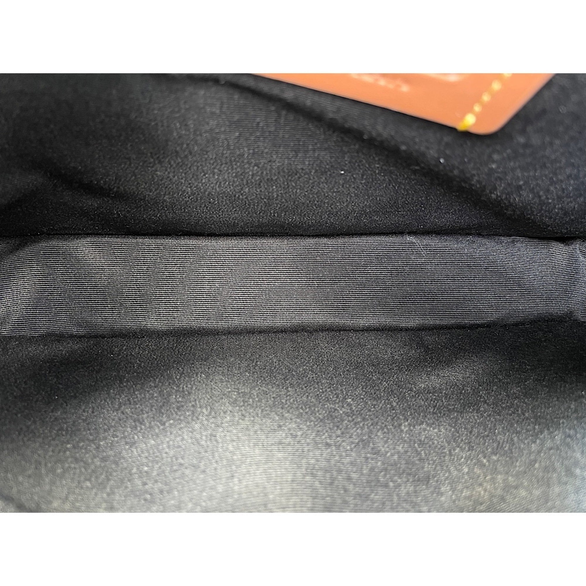 Coach Black Canvas Shoulder Bag (Pre-Owned)