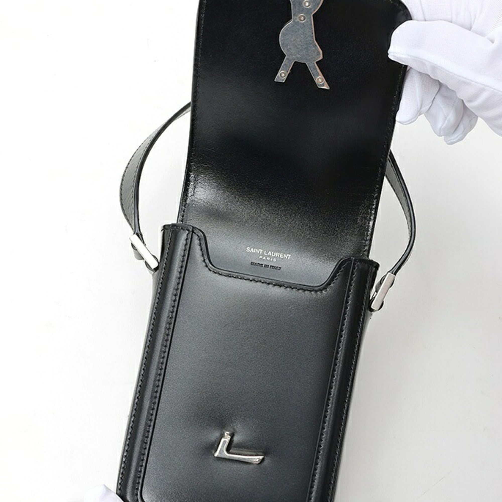 Saint Laurent Black Leather Shoulder Bag (Pre-Owned)