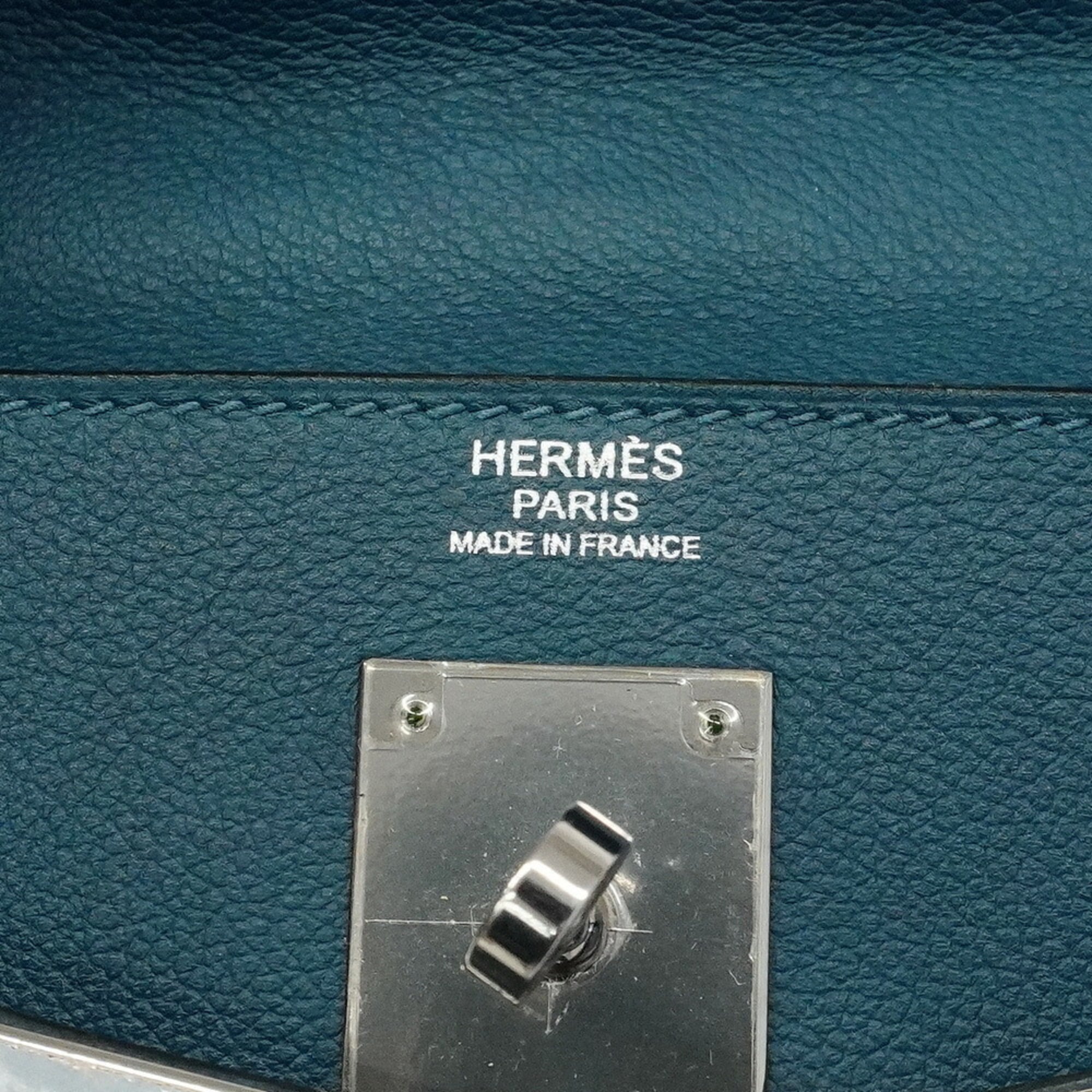 Hermes Deep Blue Handbag (Pre-Owned)