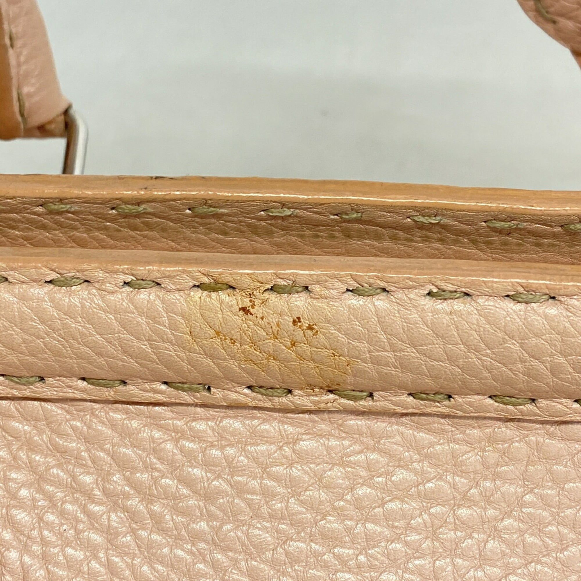 Fendi Pink Leather Handbag (Pre-Owned)