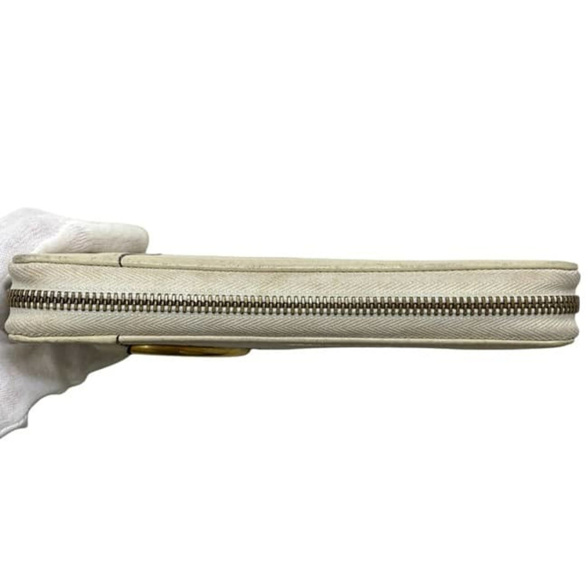 Gucci Beige Leather Long Wallet (Bi-Fold) (Pre-Owned)