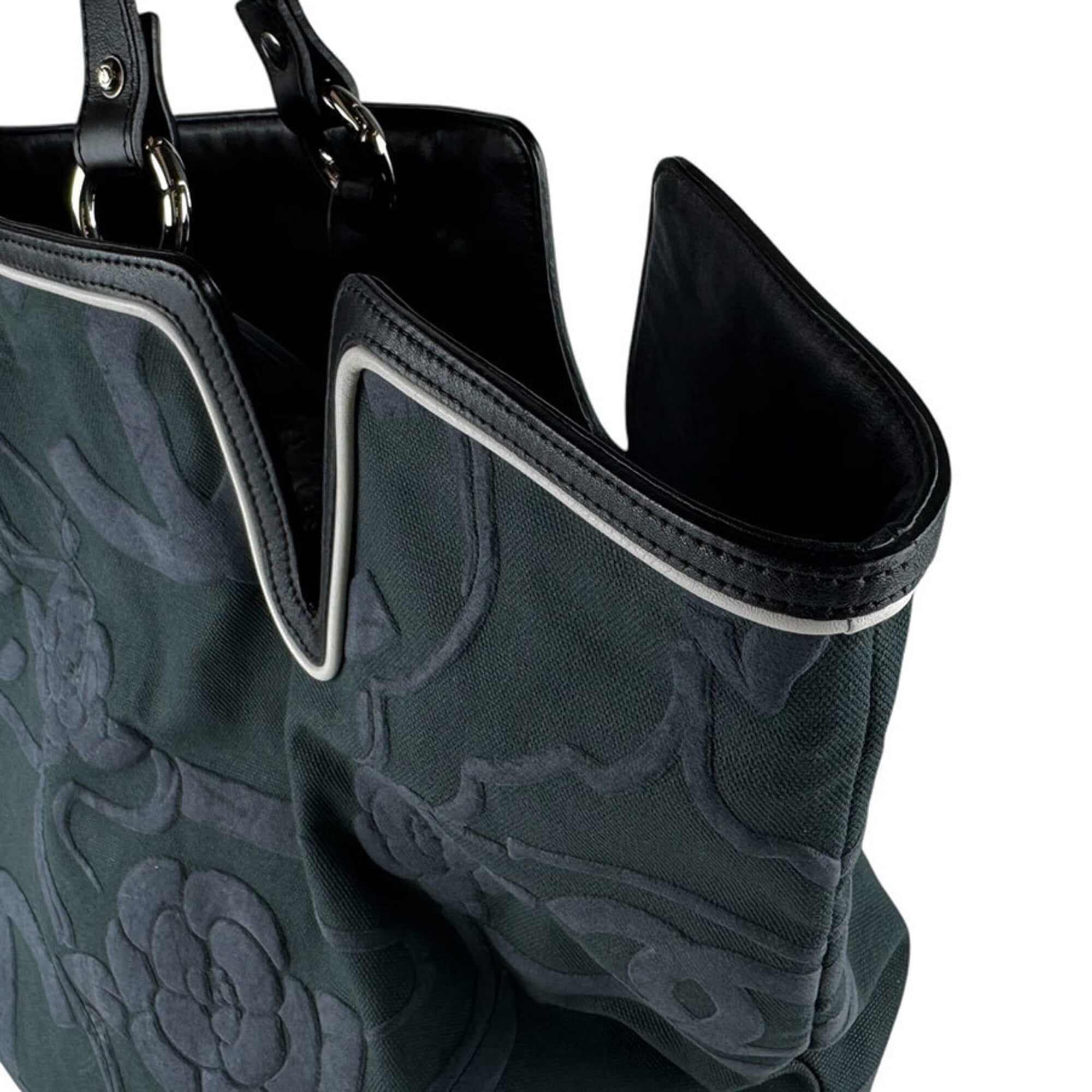 Chanel Black Canvas Leather Handbag (Pre-Owned)