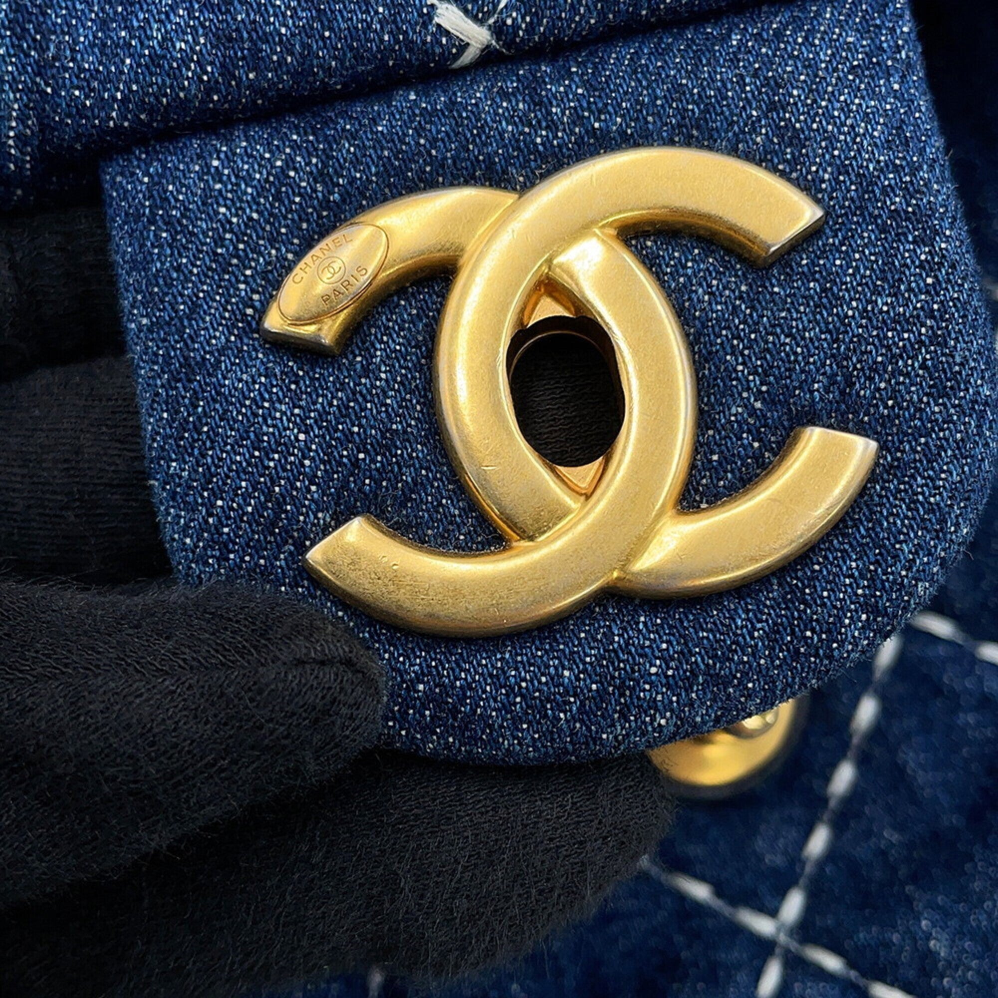Chanel Blue Denim Handbag Shoulder Bag (Pre-Owned)