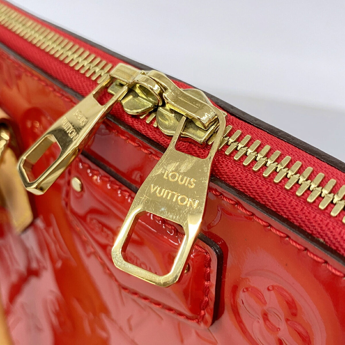 Louis Vuitton Cerise Handbag (Pre-Owned)