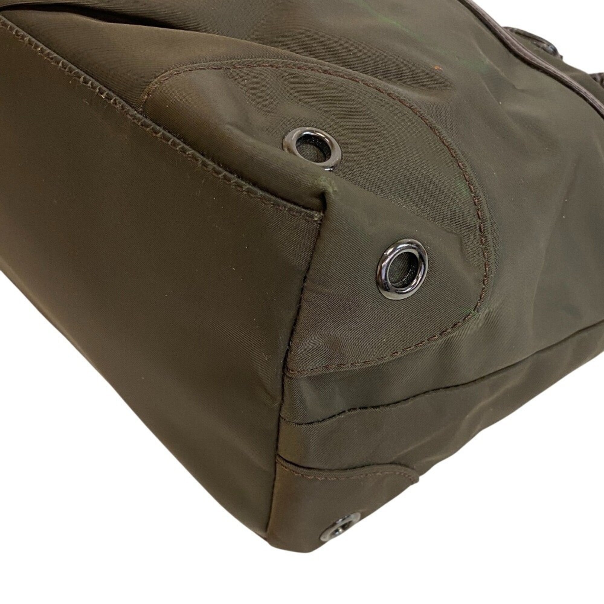 Burberry Green Khaki Nylon Tote Bag (Pre-Owned)
