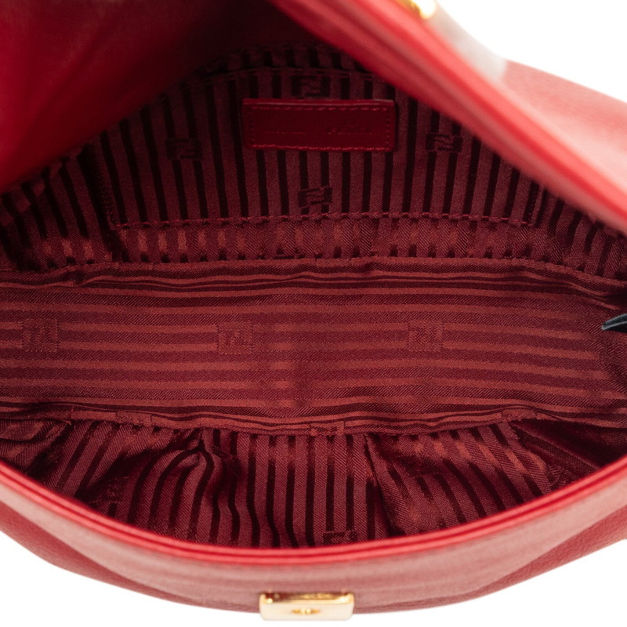 Fendi Red Color Leather Shoulder Bag (Pre-Owned)