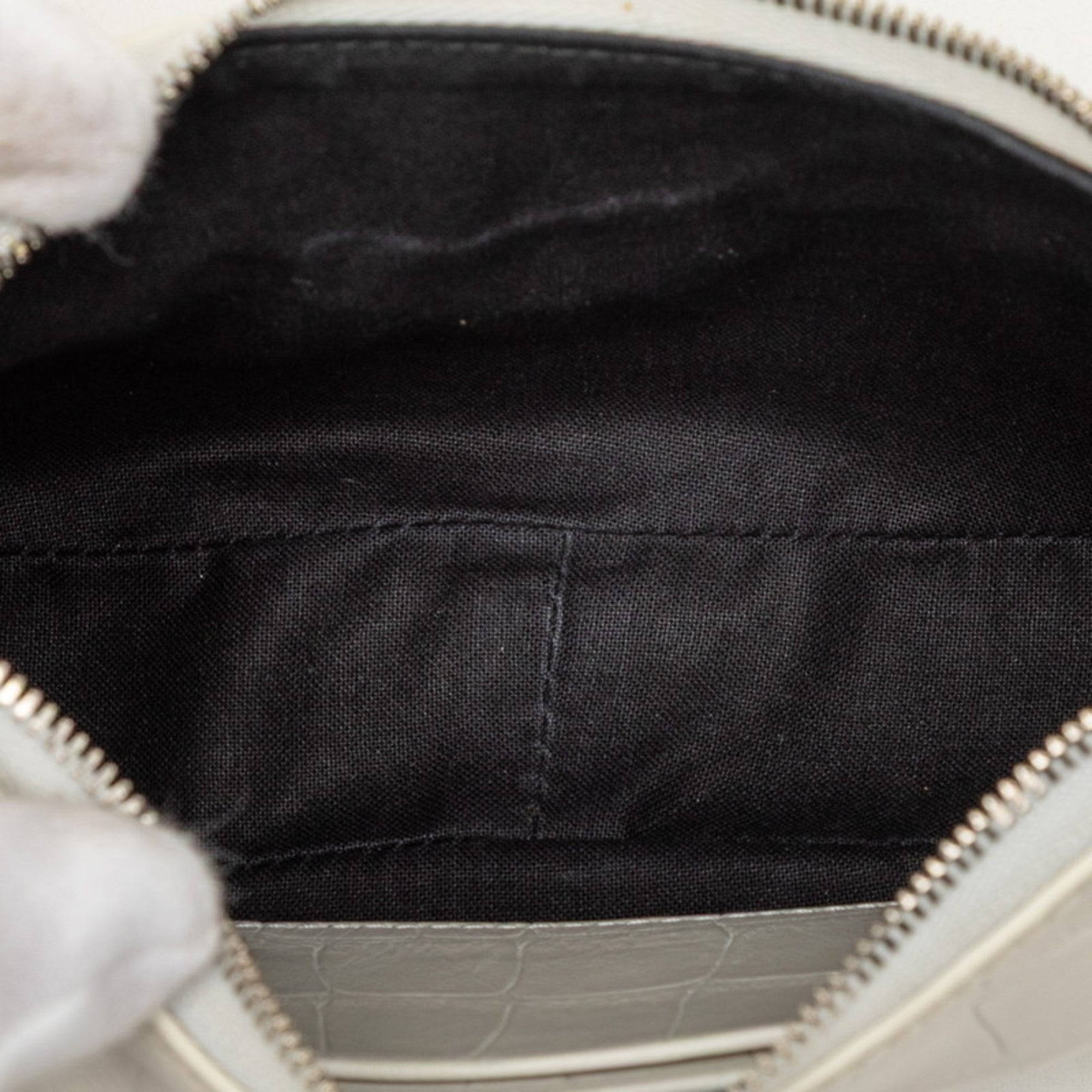Balenciaga White Leather Handbag Shoulder Bag (Pre-Owned)