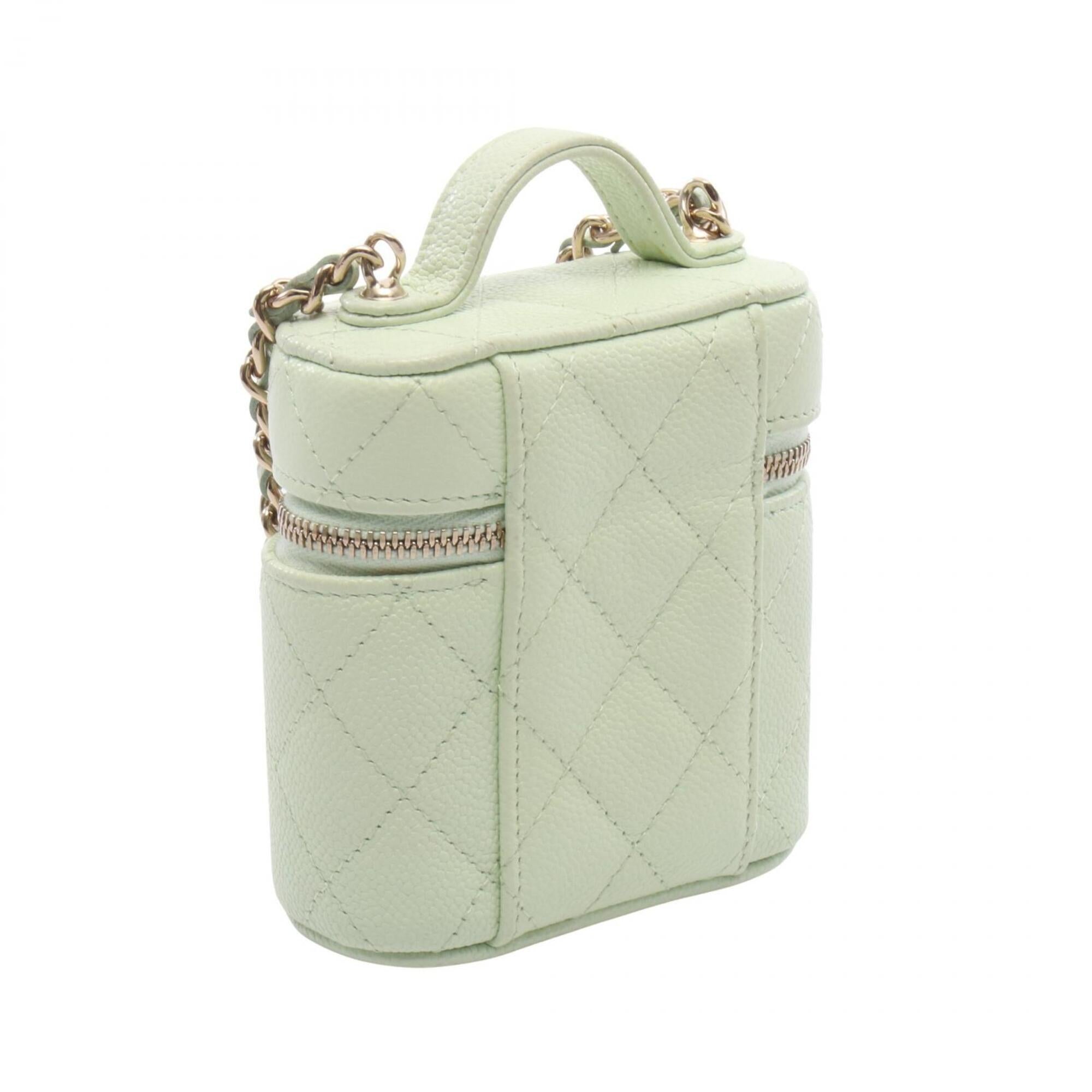 Chanel Green Grained Calfskin Handbag Shoulder Bag (Pre-Owned)