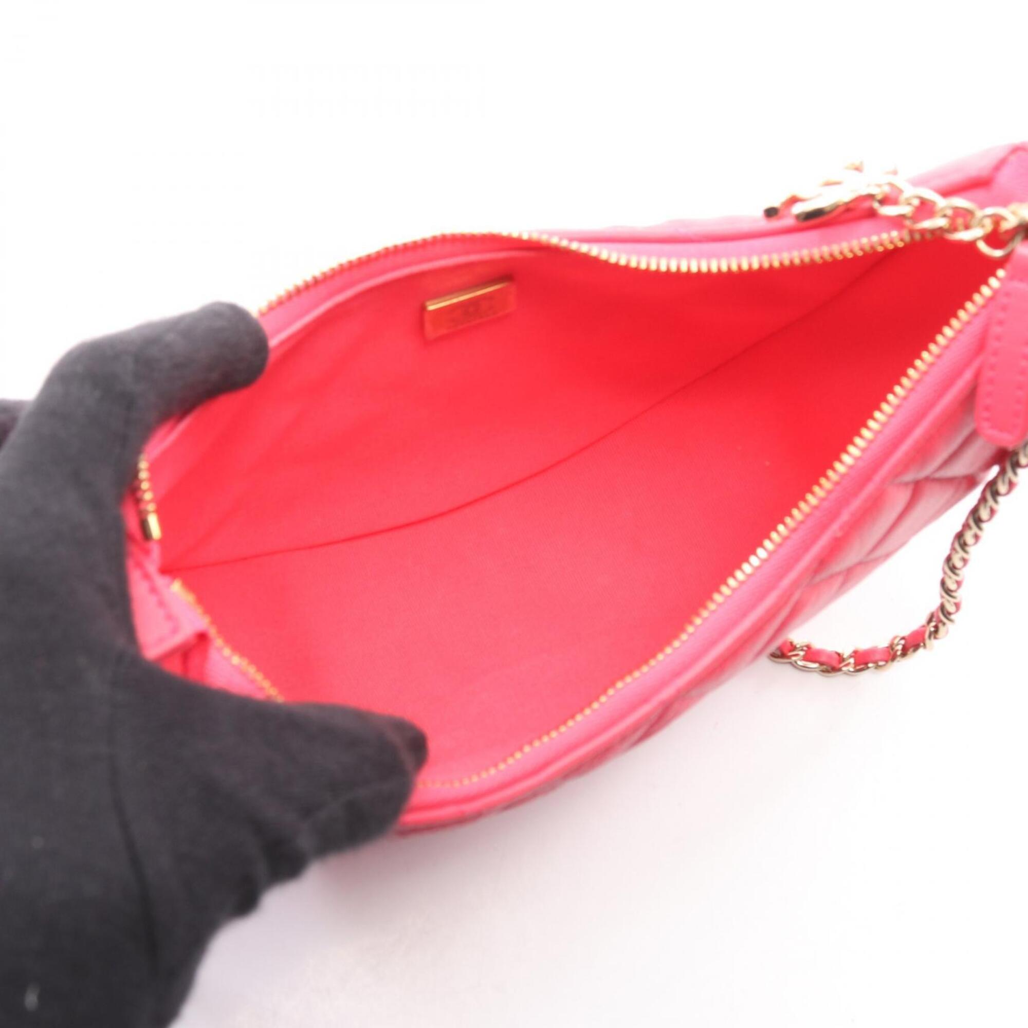 Chanel Matelasse Pink Leather Shoulder Bag (Pre-Owned)