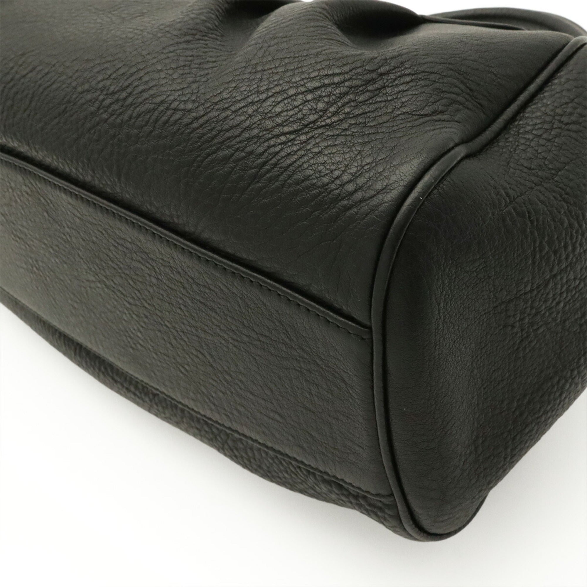 Salvatore Ferragamo Black Leather Handbag Shoulder Bag (Pre-Owned)