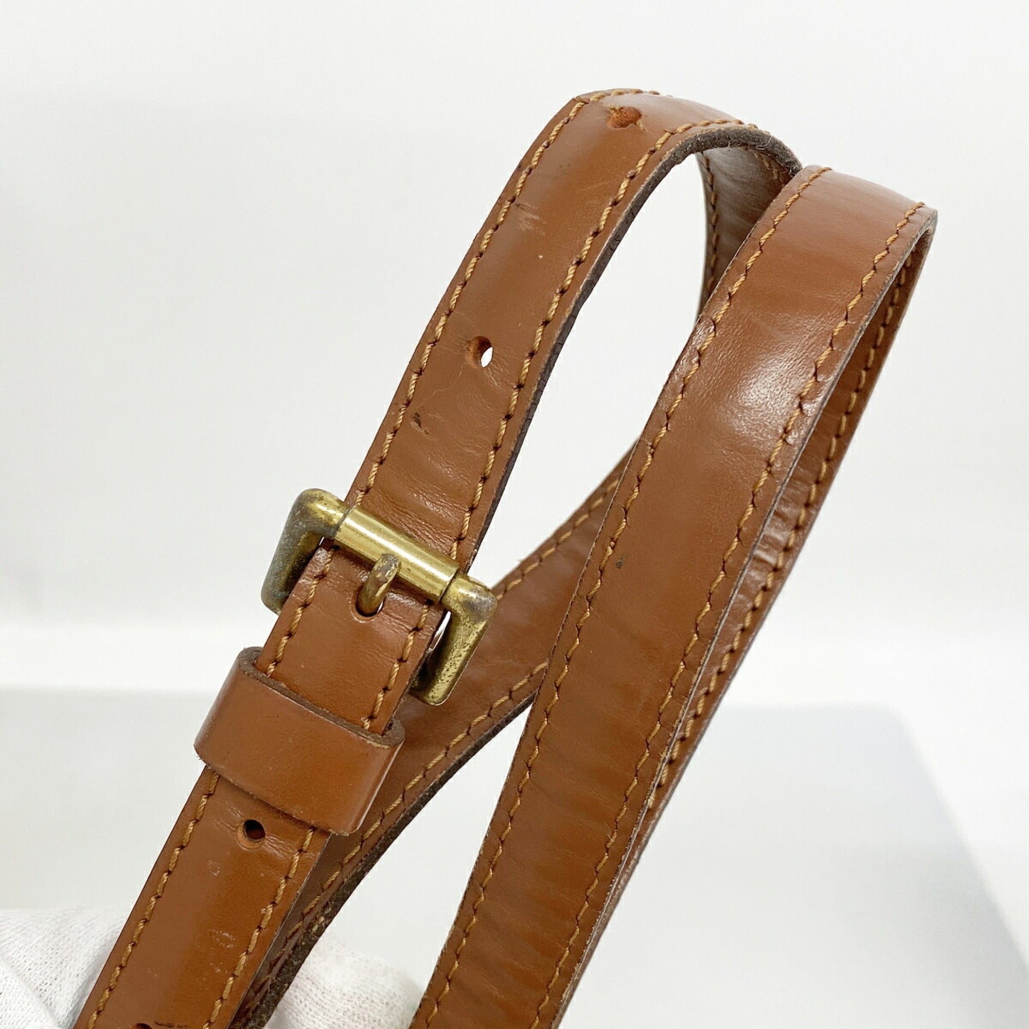 Louis Vuitton Brown Handbag (Pre-Owned)
