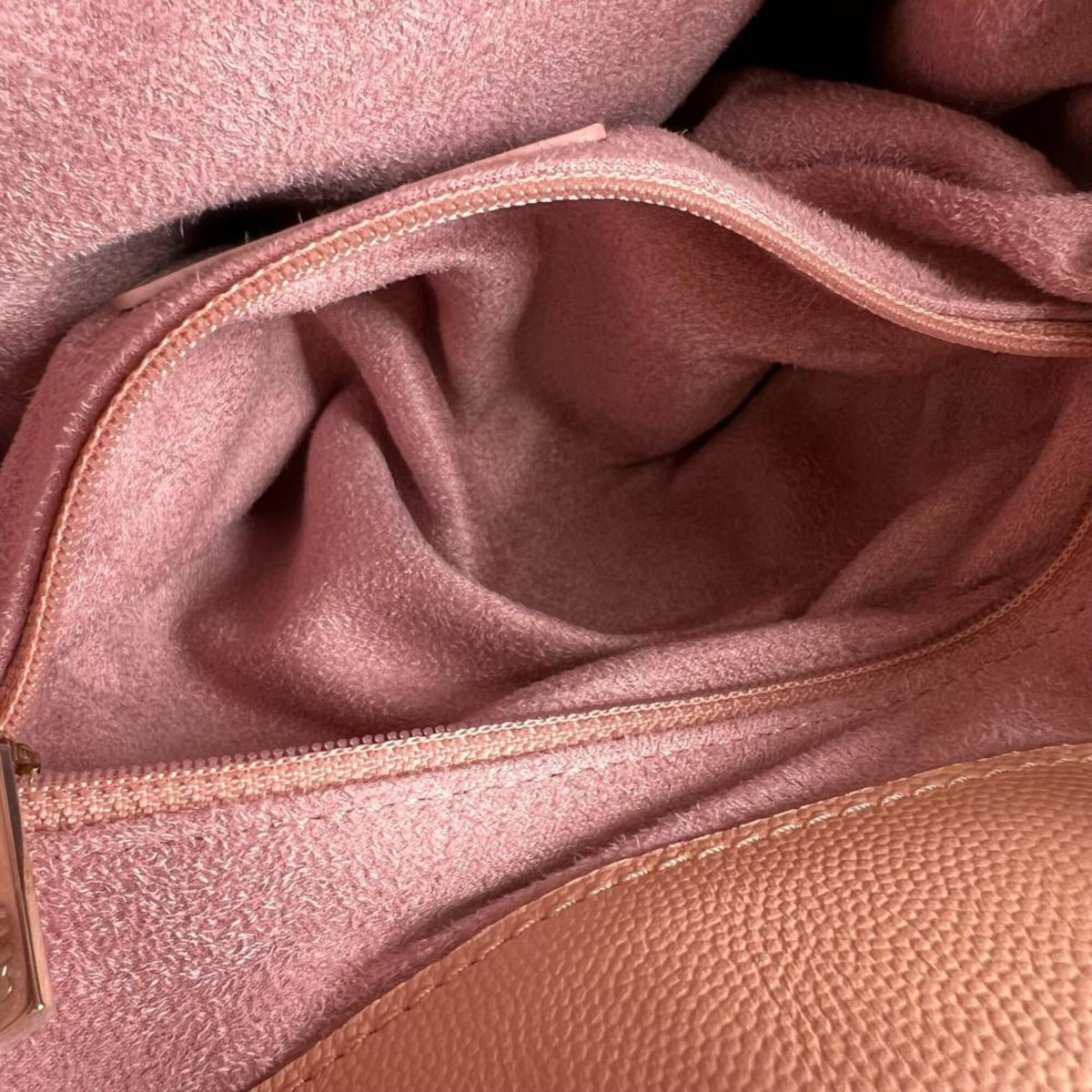 Chanel Pink Grained Calfskin Shoulder Bag (Pre-Owned)