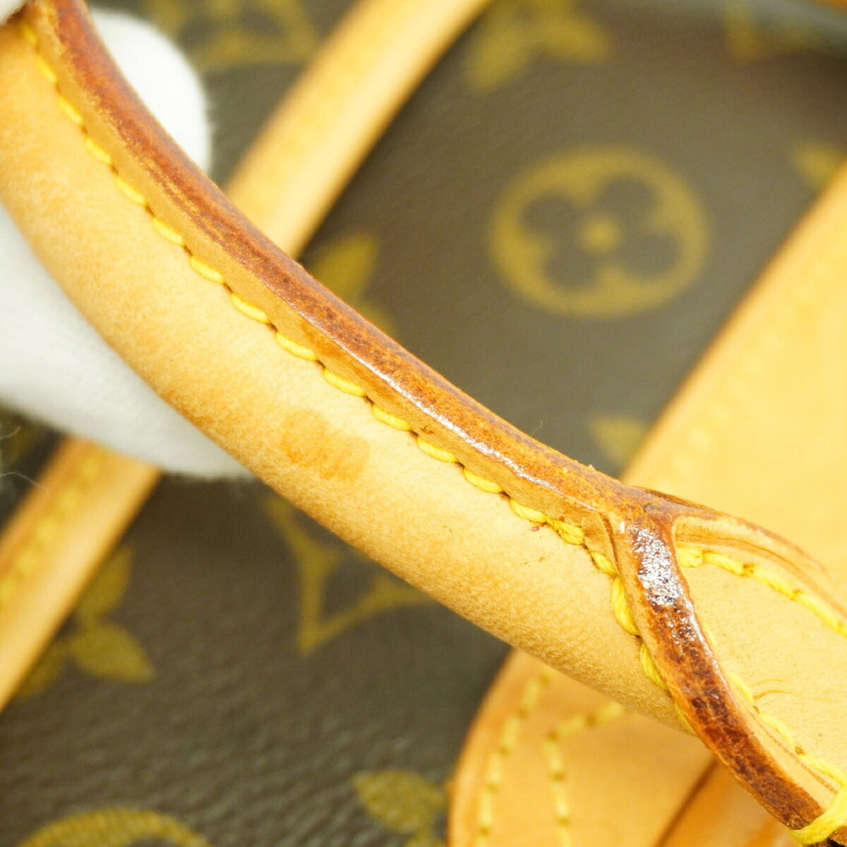 Louis Vuitton Brown Handbag (Pre-Owned)